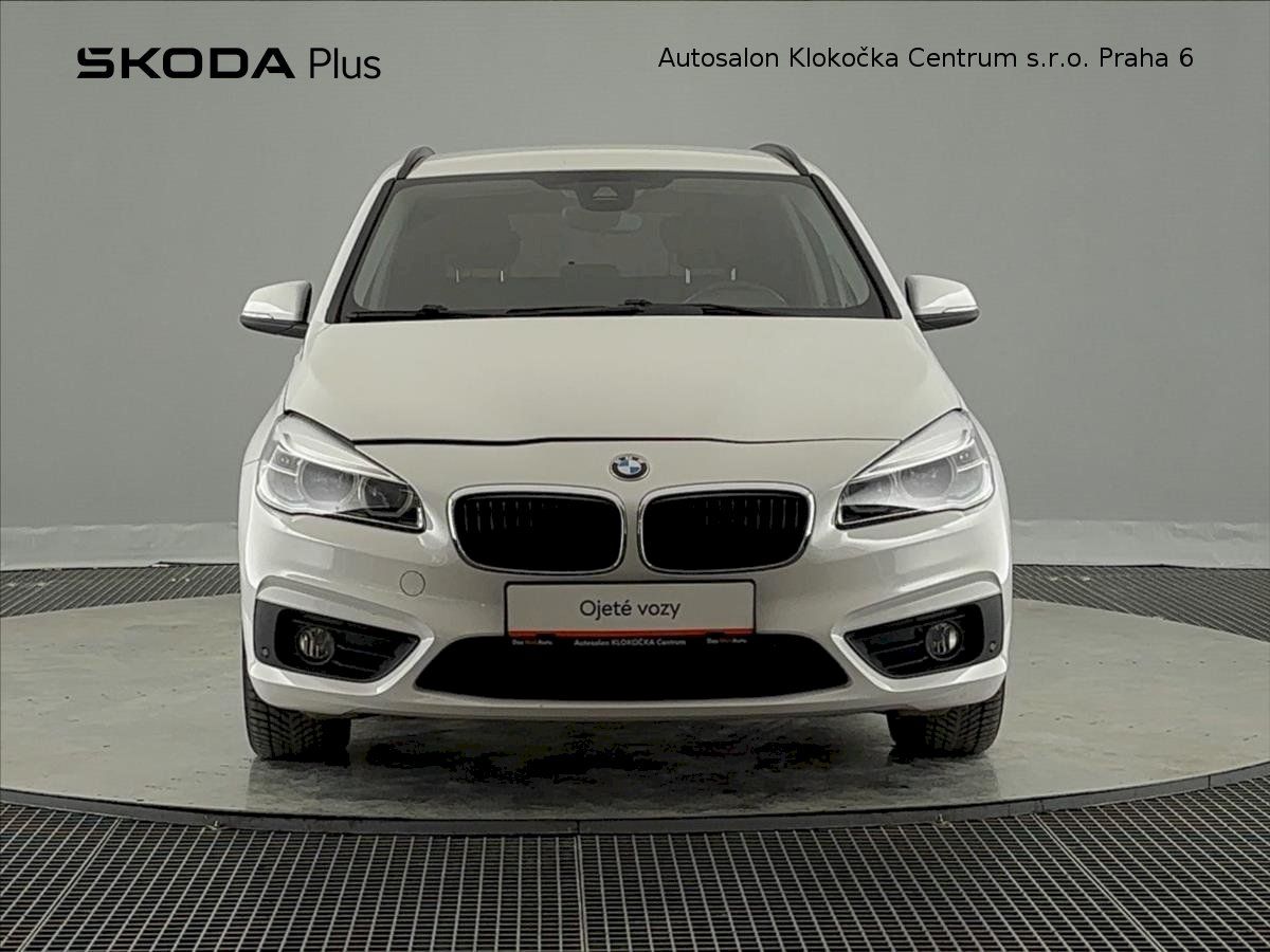 BMW Řada 2, 218i100 kW Active Tourer 6AT - fotka 4