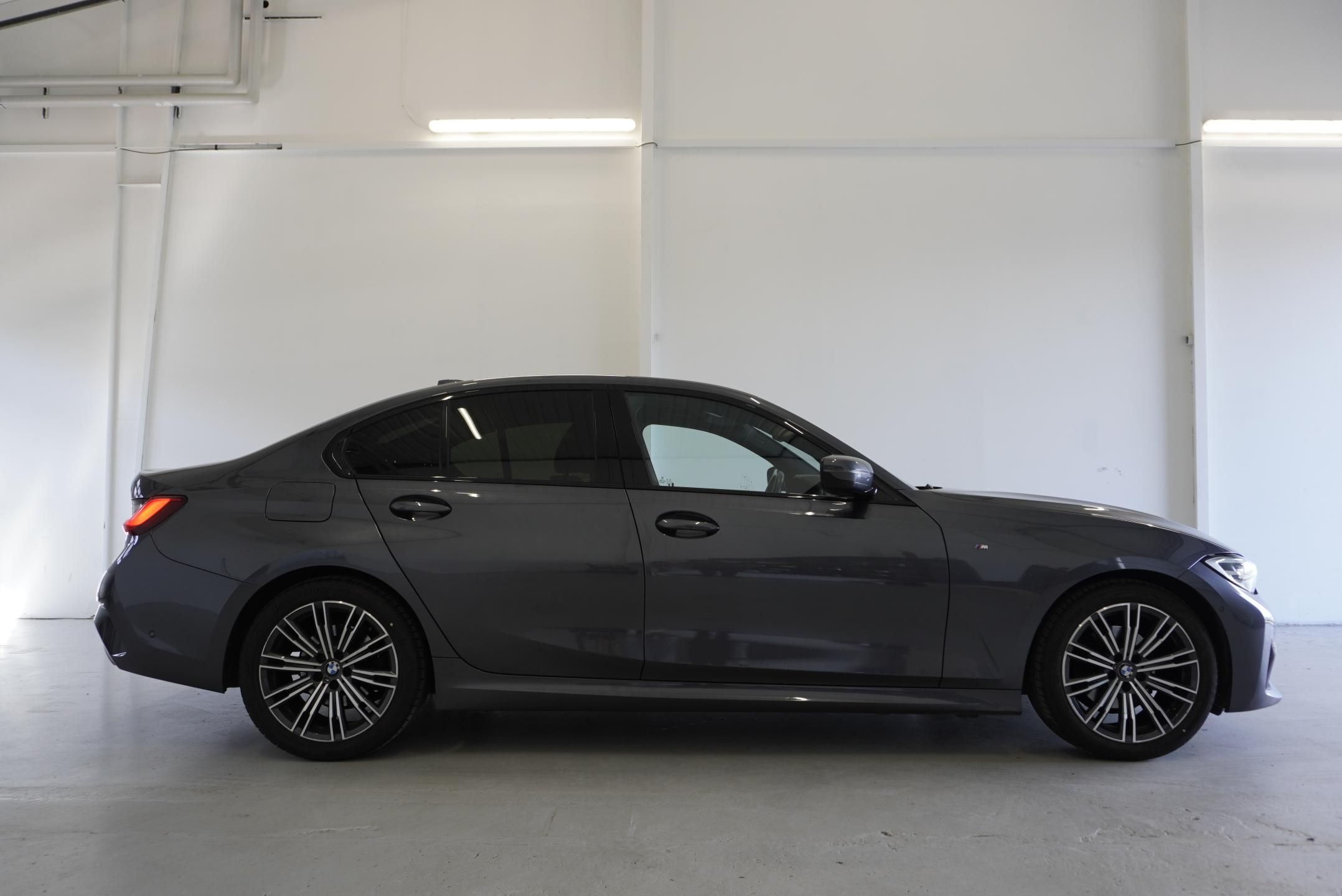 BMW Řada 3, 2.0D 140kW M-SPORT,X-DRIVE - fotka 5