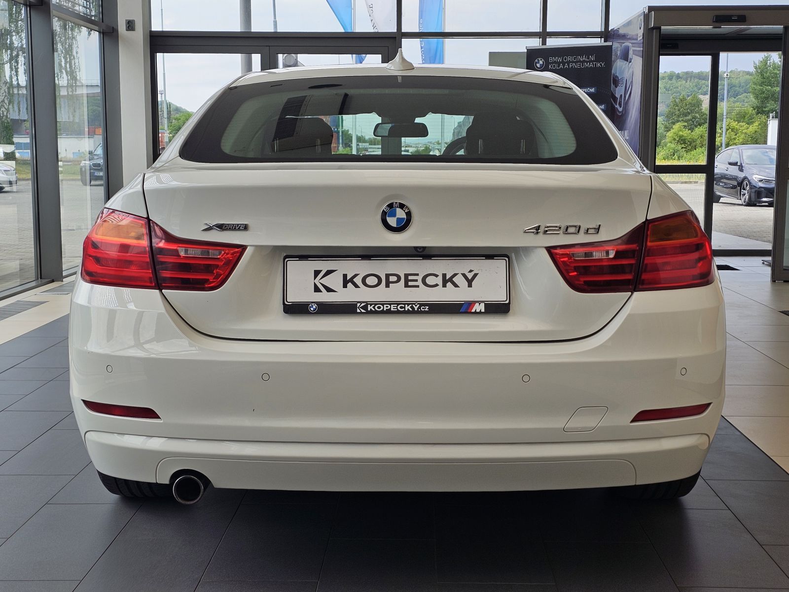 BMW Řada 4, 420d xDrive - fotka 5