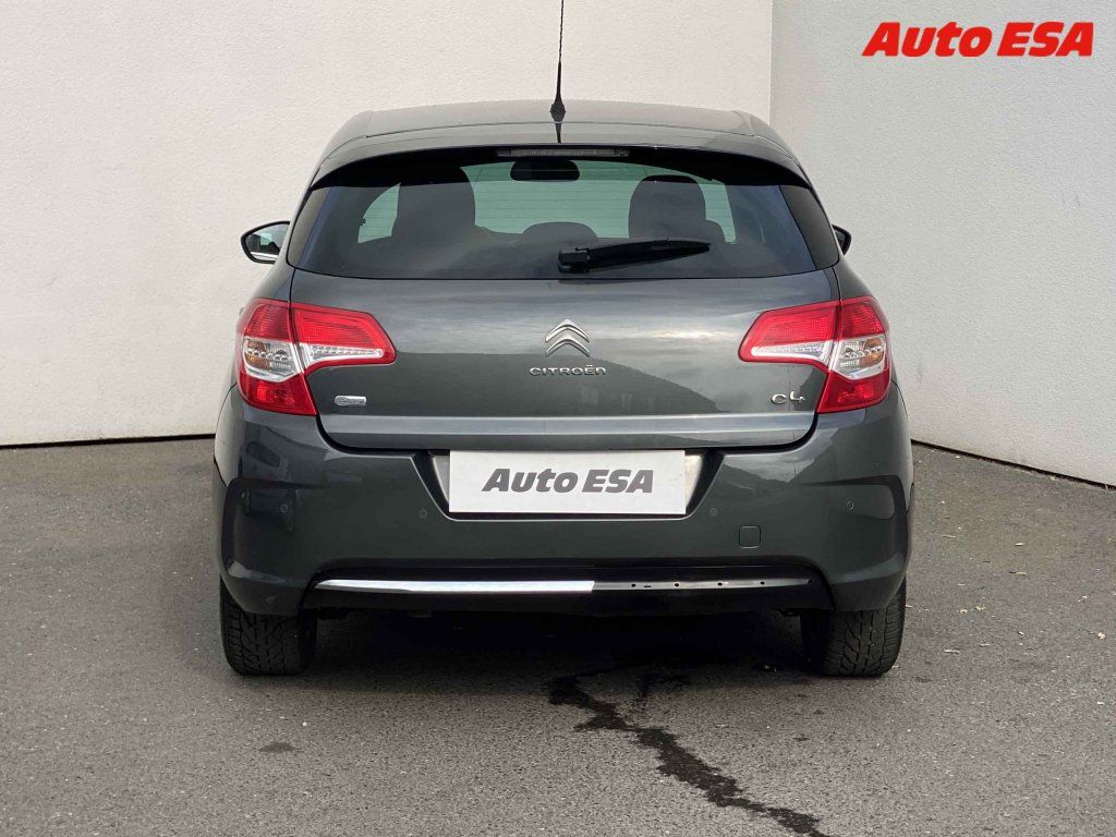 Citroën C4, 1.6 HDi,AT,autoAC,temp - fotka 5