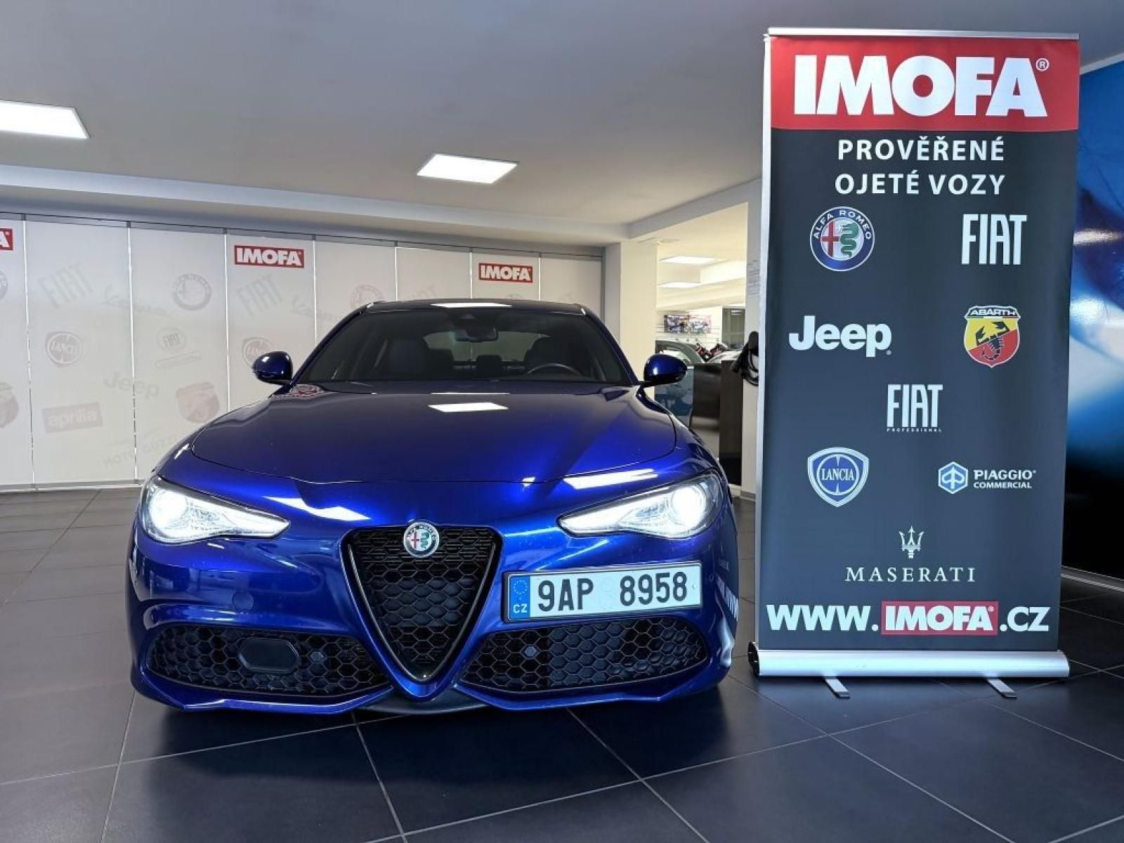 Alfa Romeo Giulia, 2.0T 200k AT8 ZF Sprint - fotka 2