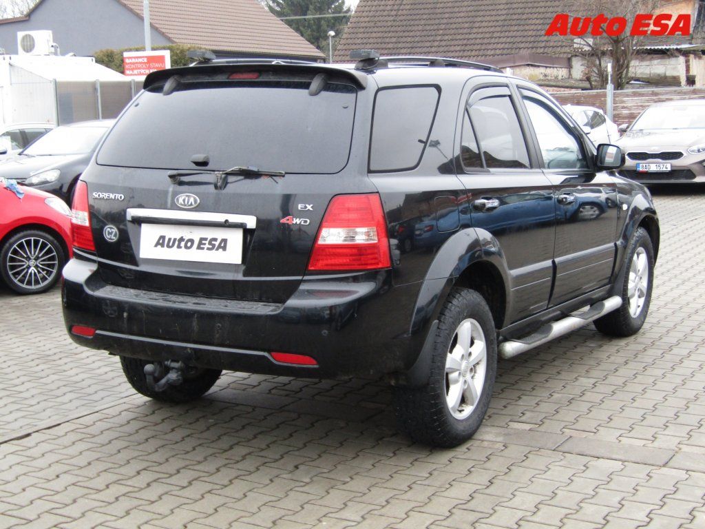 Kia Sorento, 2.5 CRDi,ČR,AC,park.asist - fotka 4