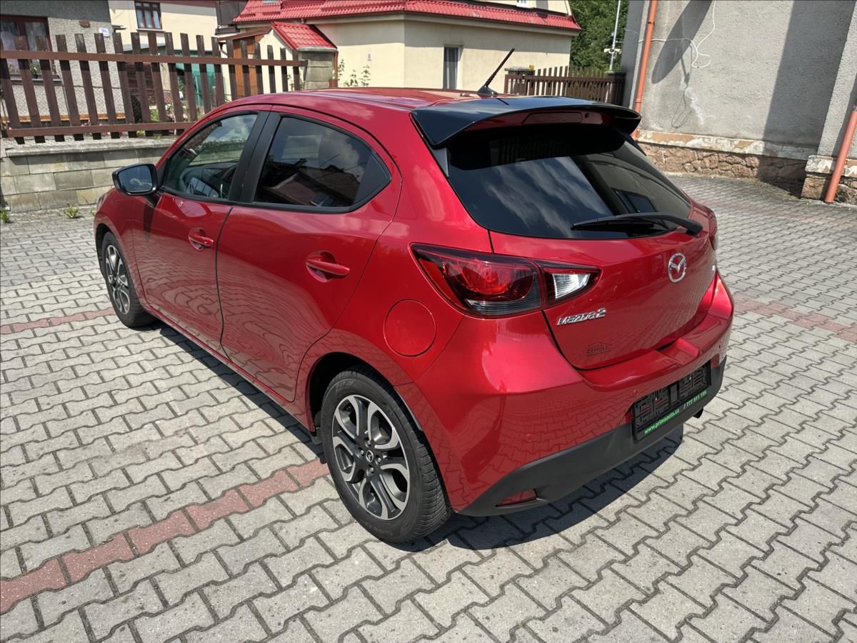 Mazda 2, 1,5 - fotka 6