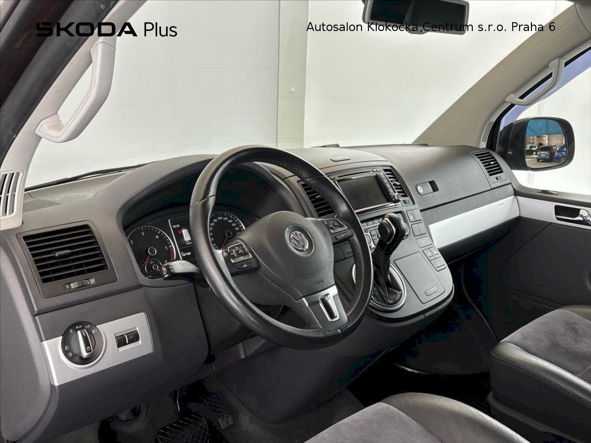 Volkswagen Multivan, TDI132 kW Highline 4mot 7DSG - fotka 6