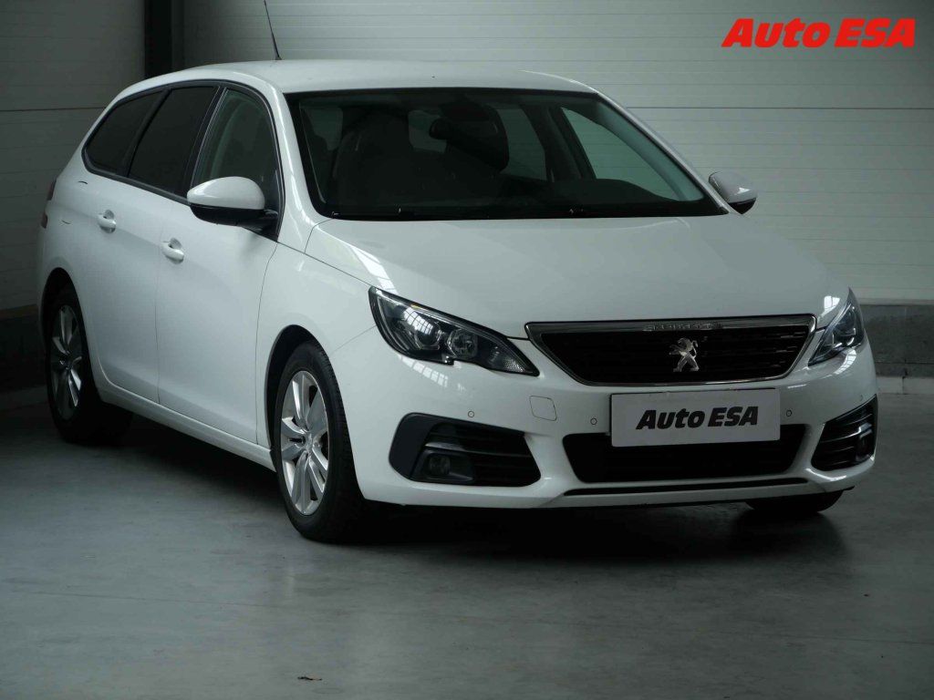 Peugeot 308, 1.2 T,ČR