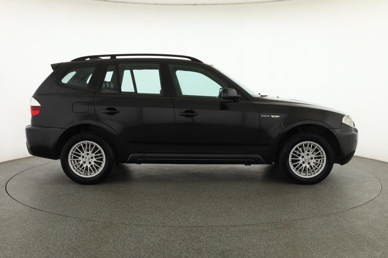 BMW X3, 2.0d, 4X4, Kožené sedačky - fotka 6