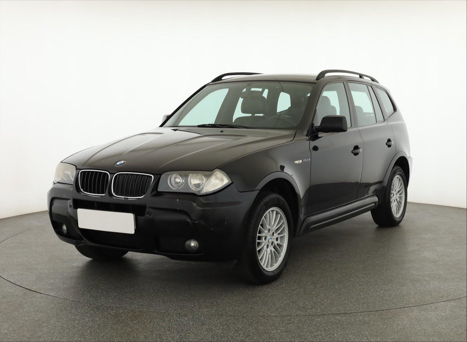 BMW X3, 2.0d, 4X4, Kožené sedačky - fotka 2