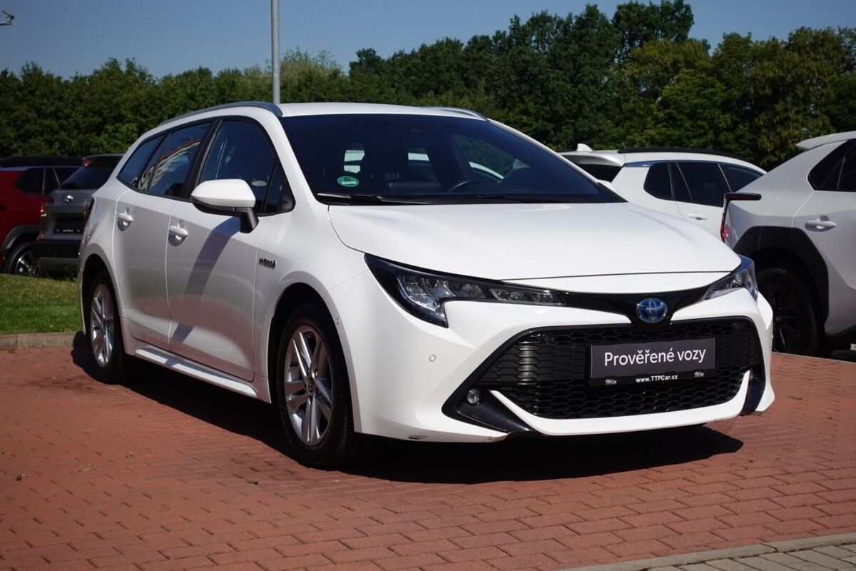 Toyota Corolla, 1,8HSD Comfort Tech - fotka 3