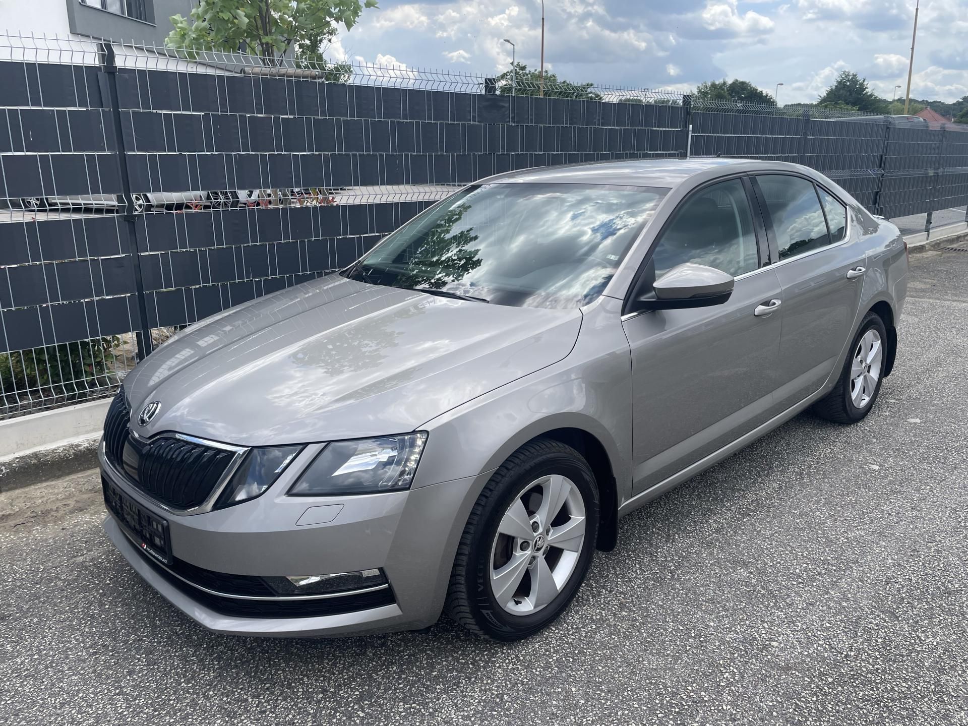 Škoda Octavia, 1.5 TSI 110 kW DSG AMBITION - fotka 2