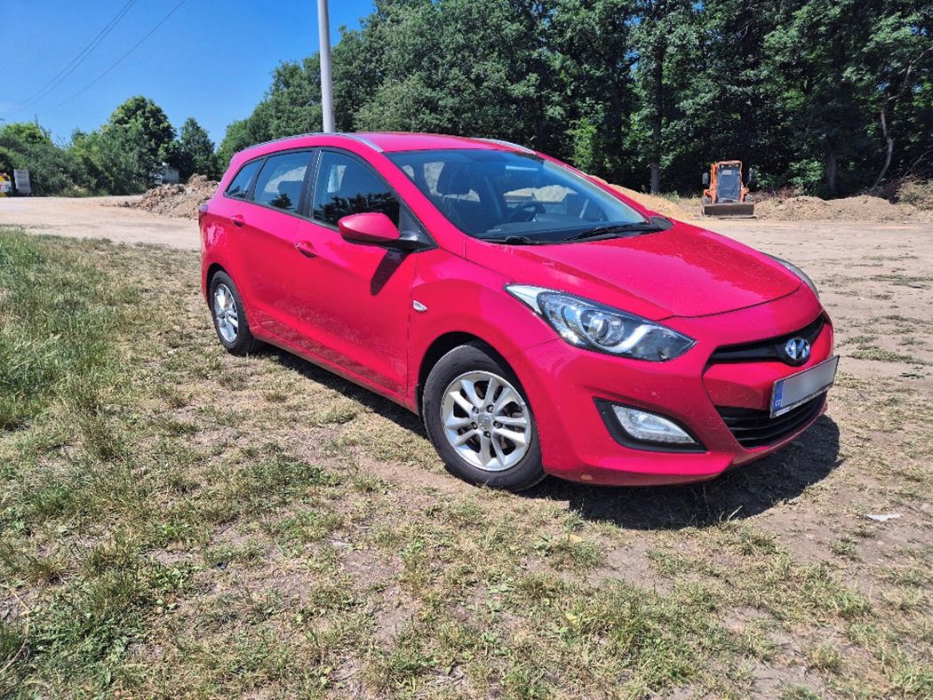Hyundai i30 - fotka 2