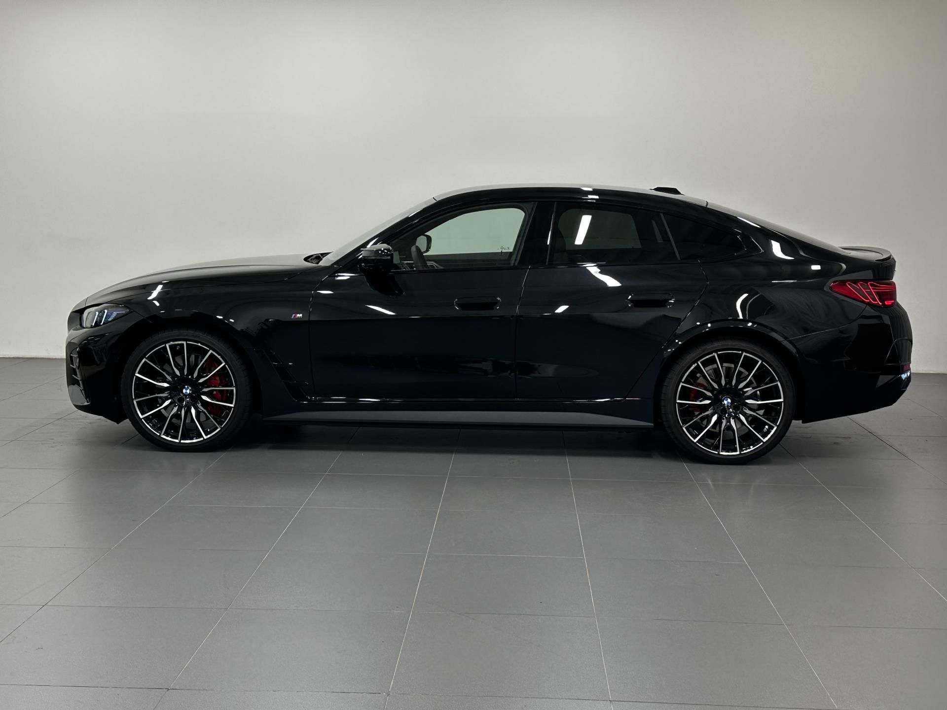 BMW i4, i4 M60 xDrive Gran Coupe - fotka 2