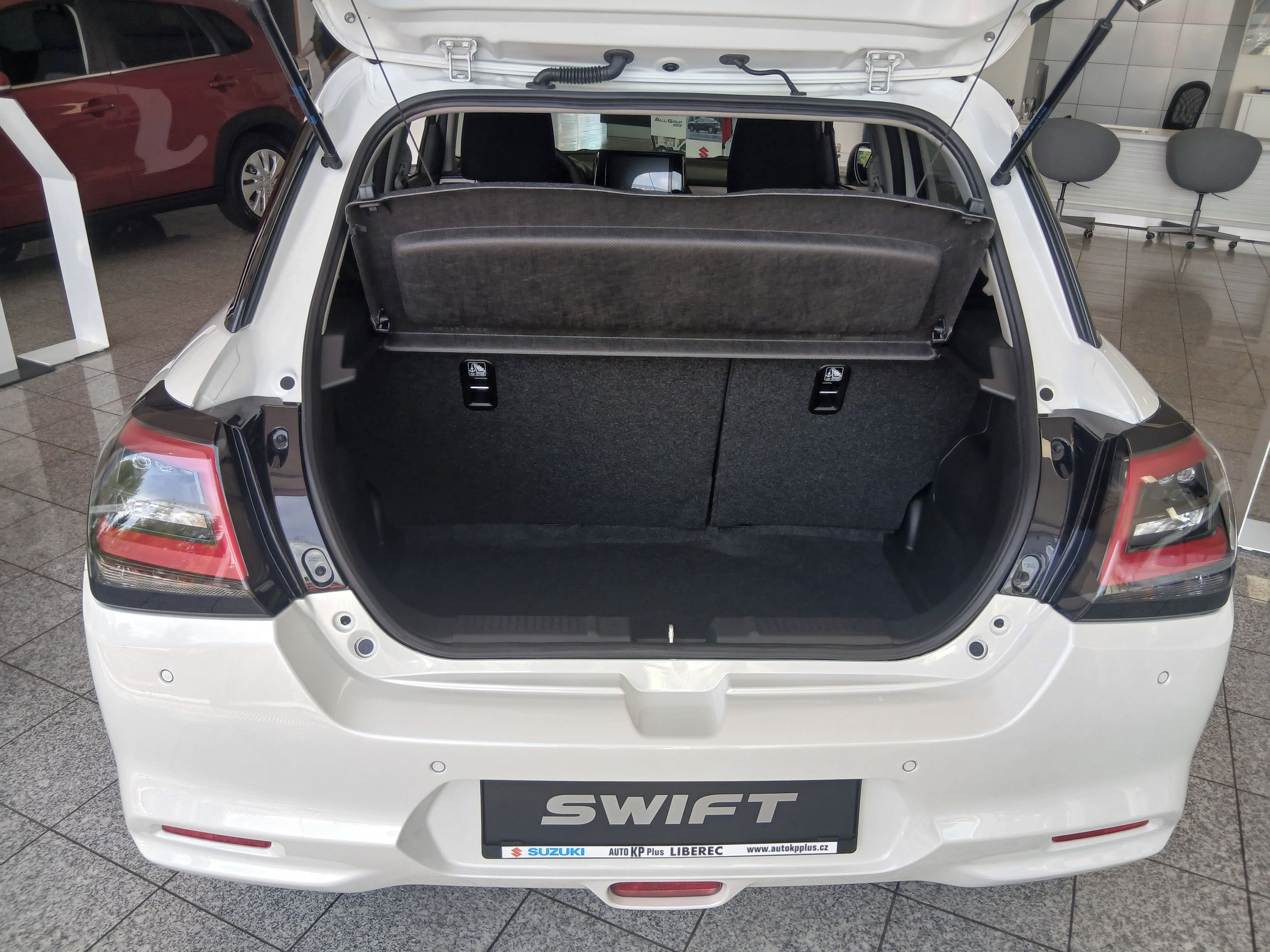 Suzuki Swift, 1,2 ELEGANCE + BONUS - fotka 6
