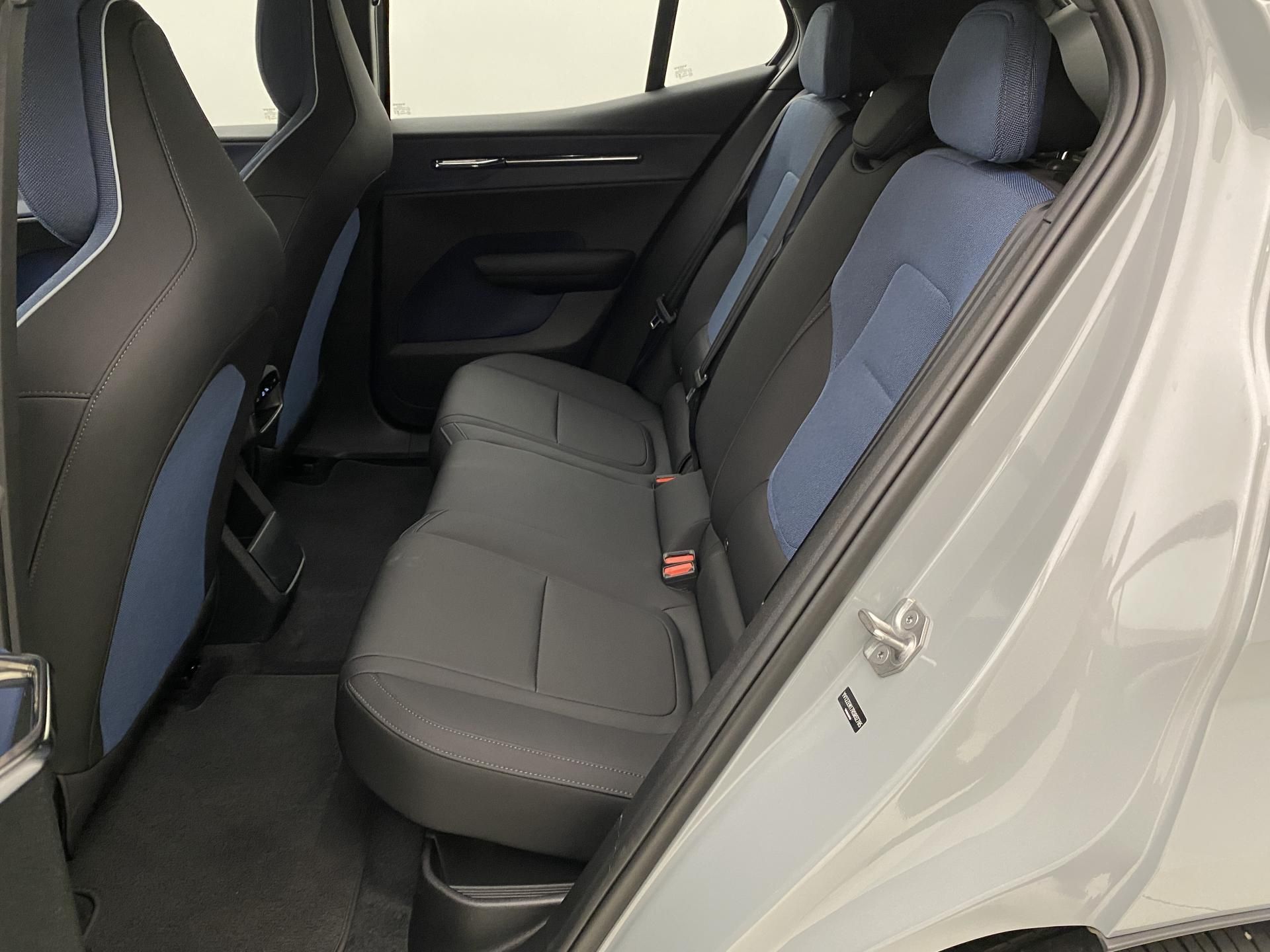Volvo EX30, PURE ELECTRIC SINGLE PLUS CZ - fotka 5