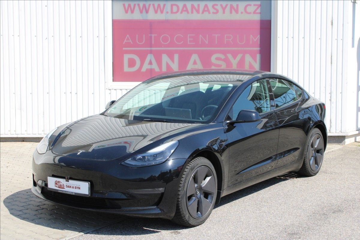Tesla Model 3, STANDARD PLUS ZÁNOVNÍ
