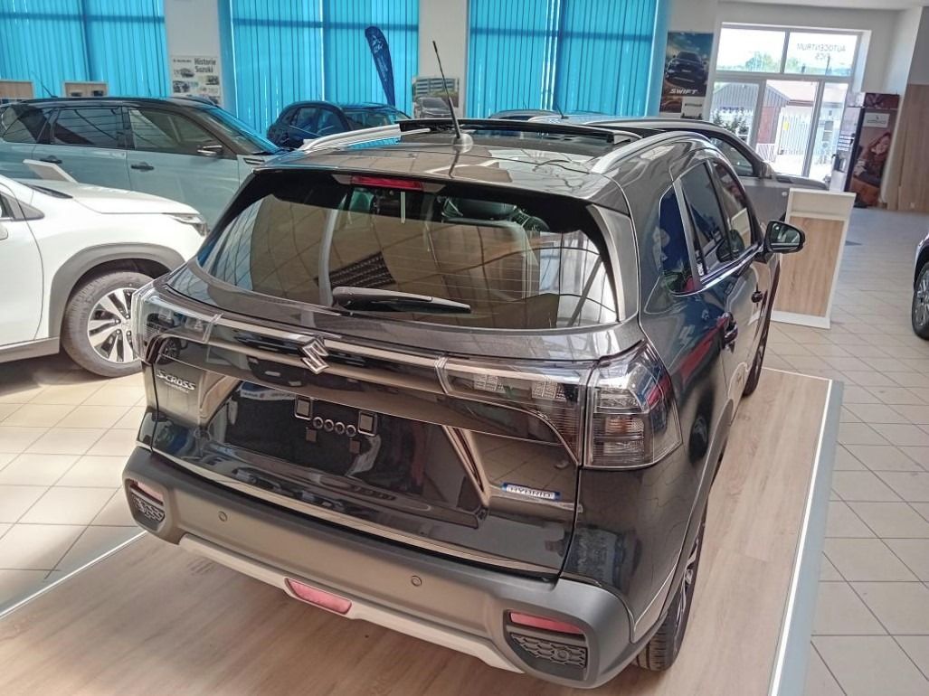 Suzuki S-Cross, 1,4 Elegance Panorama 4x4 AT - fotka 3