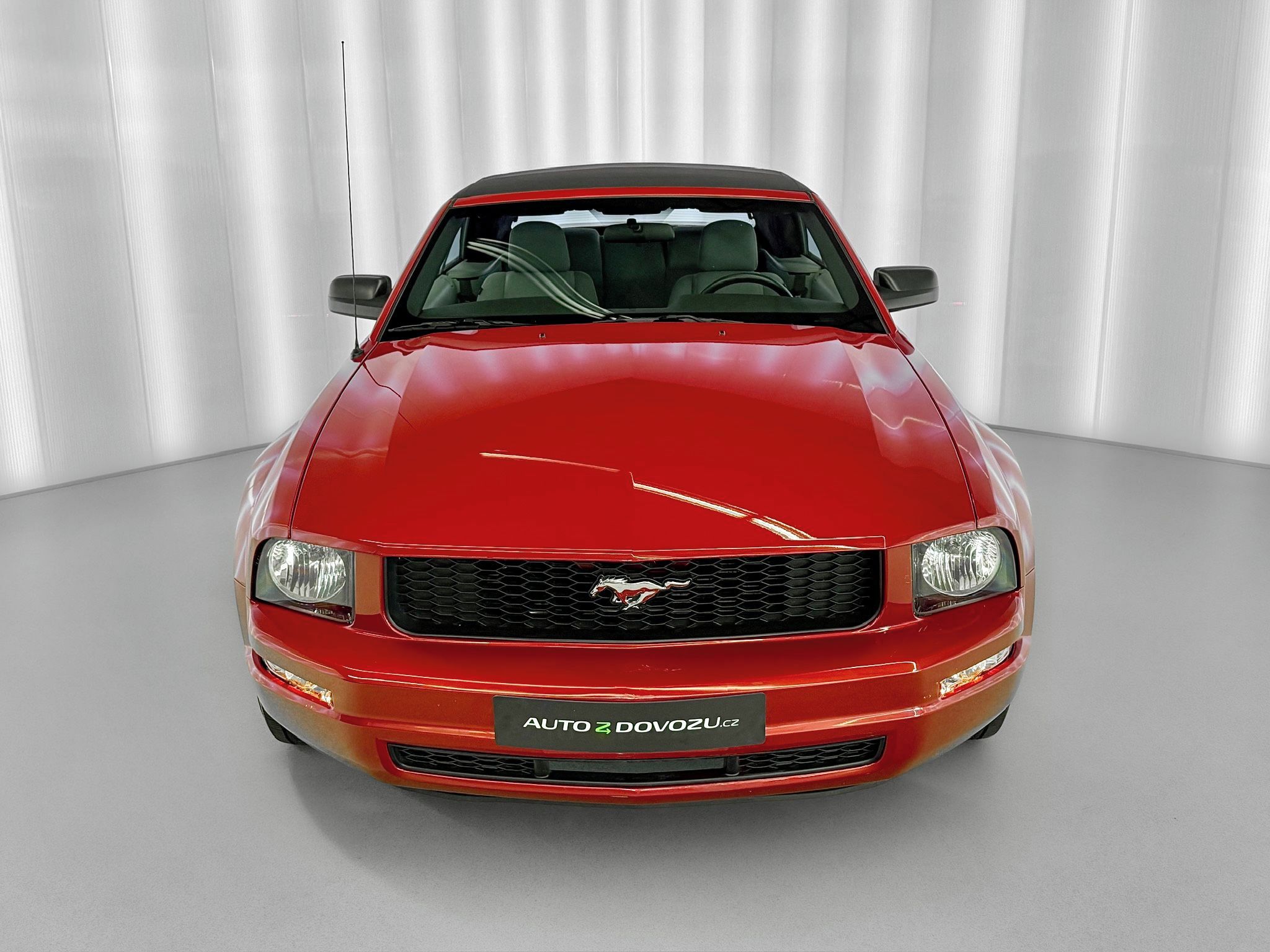 Ford Mustang, 4.0 V6 154 kW AT CABRIO, KLIMA - fotka 4