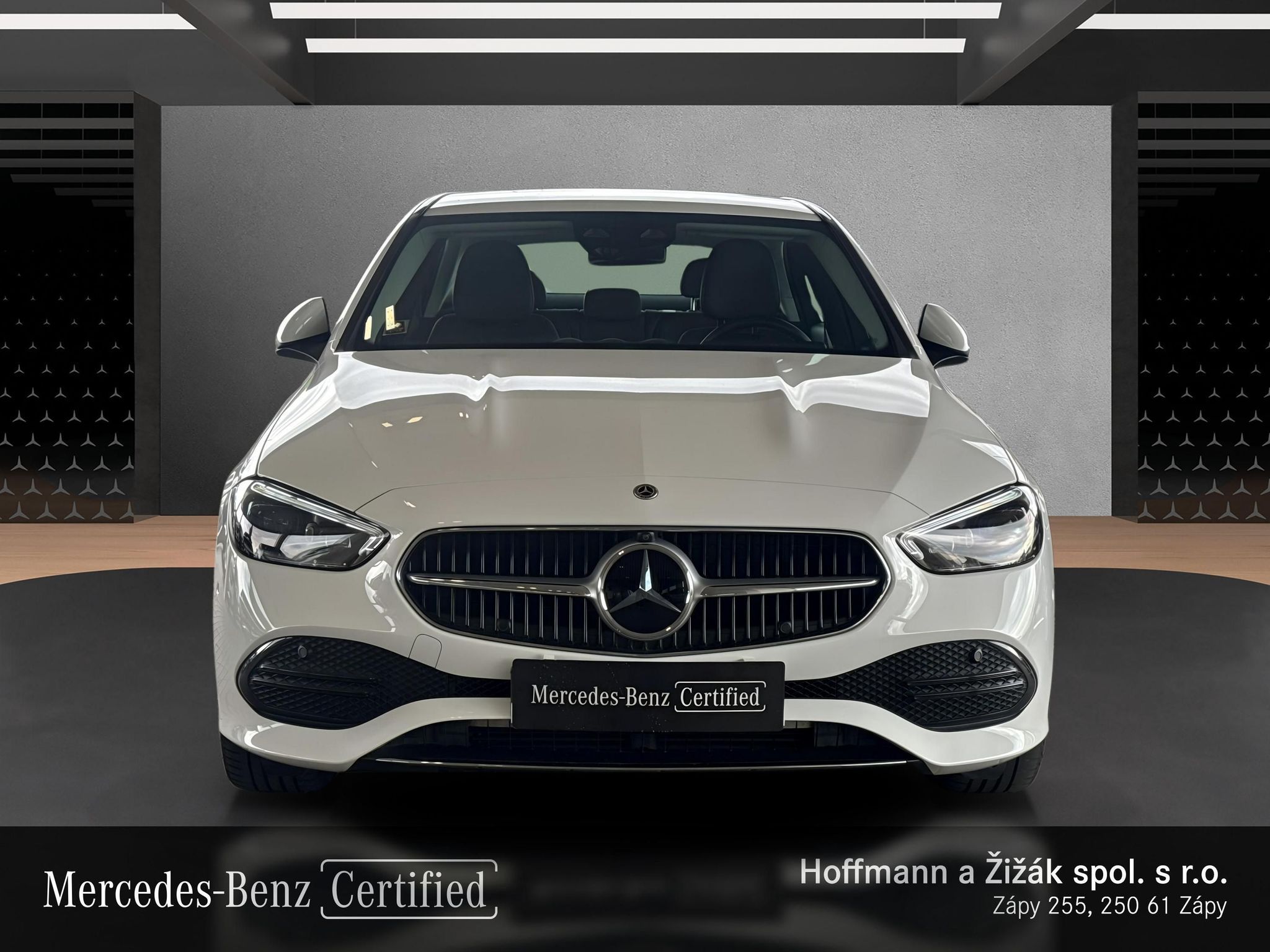 Mercedes-Benz Třídy C, 220d 4MATIC - fotka 2