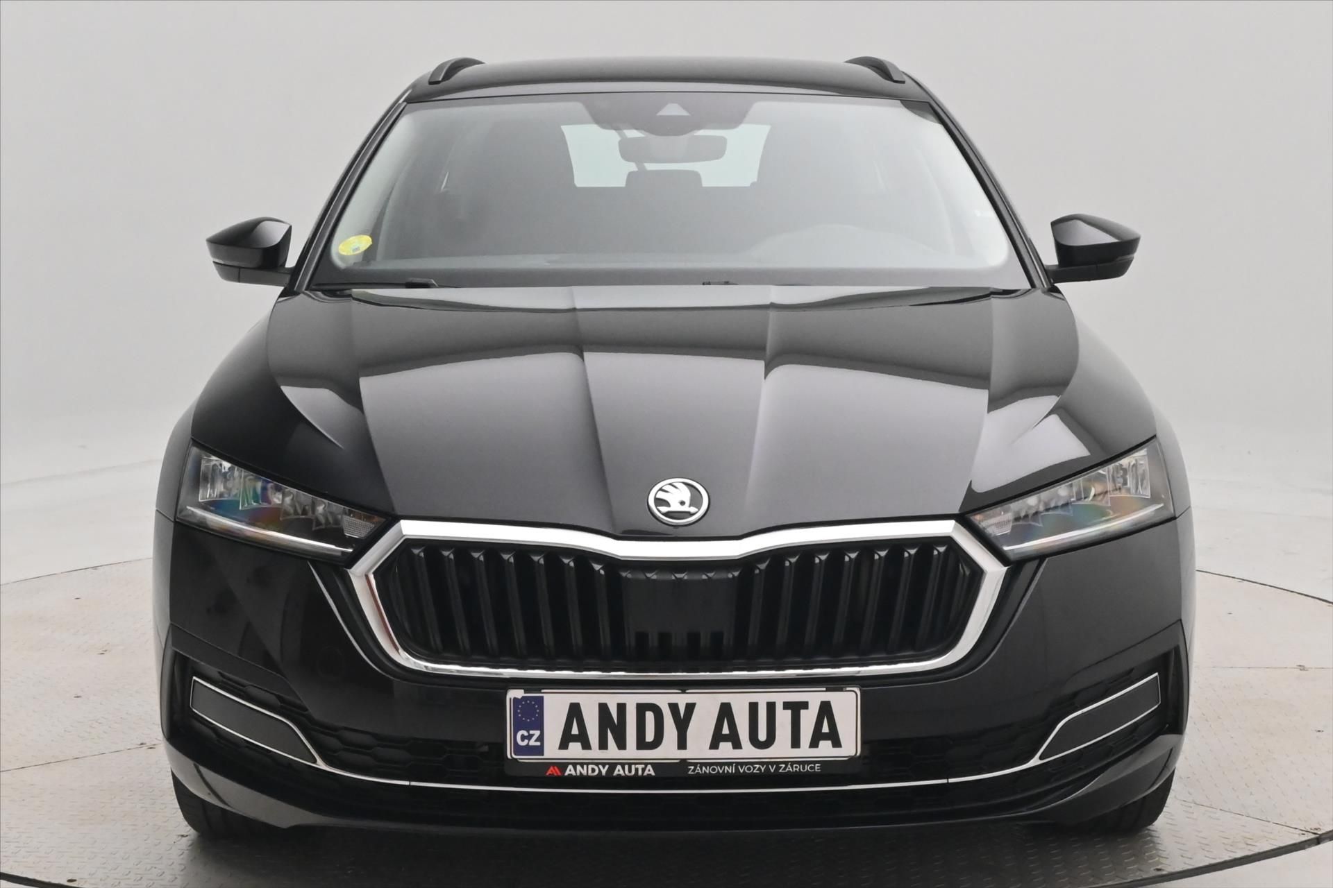 Škoda Octavia, 2,0 TDI 110kW DSG Ambition VŮZ - fotka 2