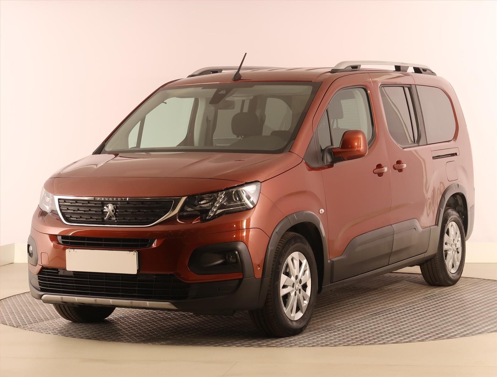 Peugeot Rifter, Maxi 1.2 PureTech, Allure - fotka 2