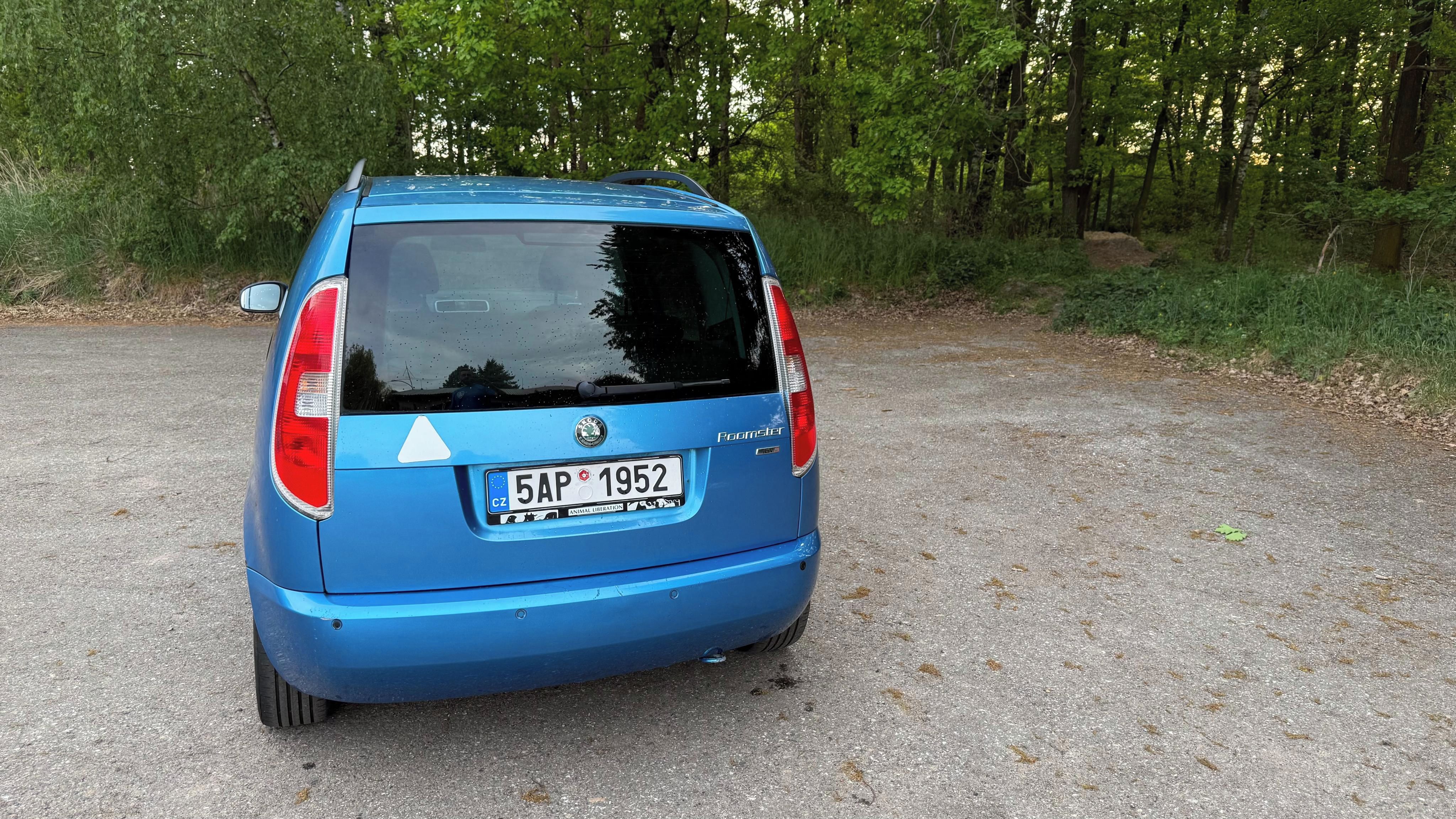 Škoda Roomster, 1.6 16V, nová STK, zimní kola - fotka 5