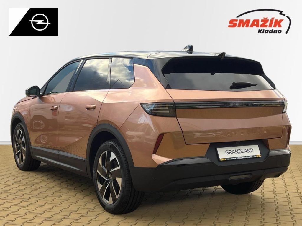 Opel Grandland, ULTIMATE 1.2T(107kW/145k)eDCT6 - fotka 3