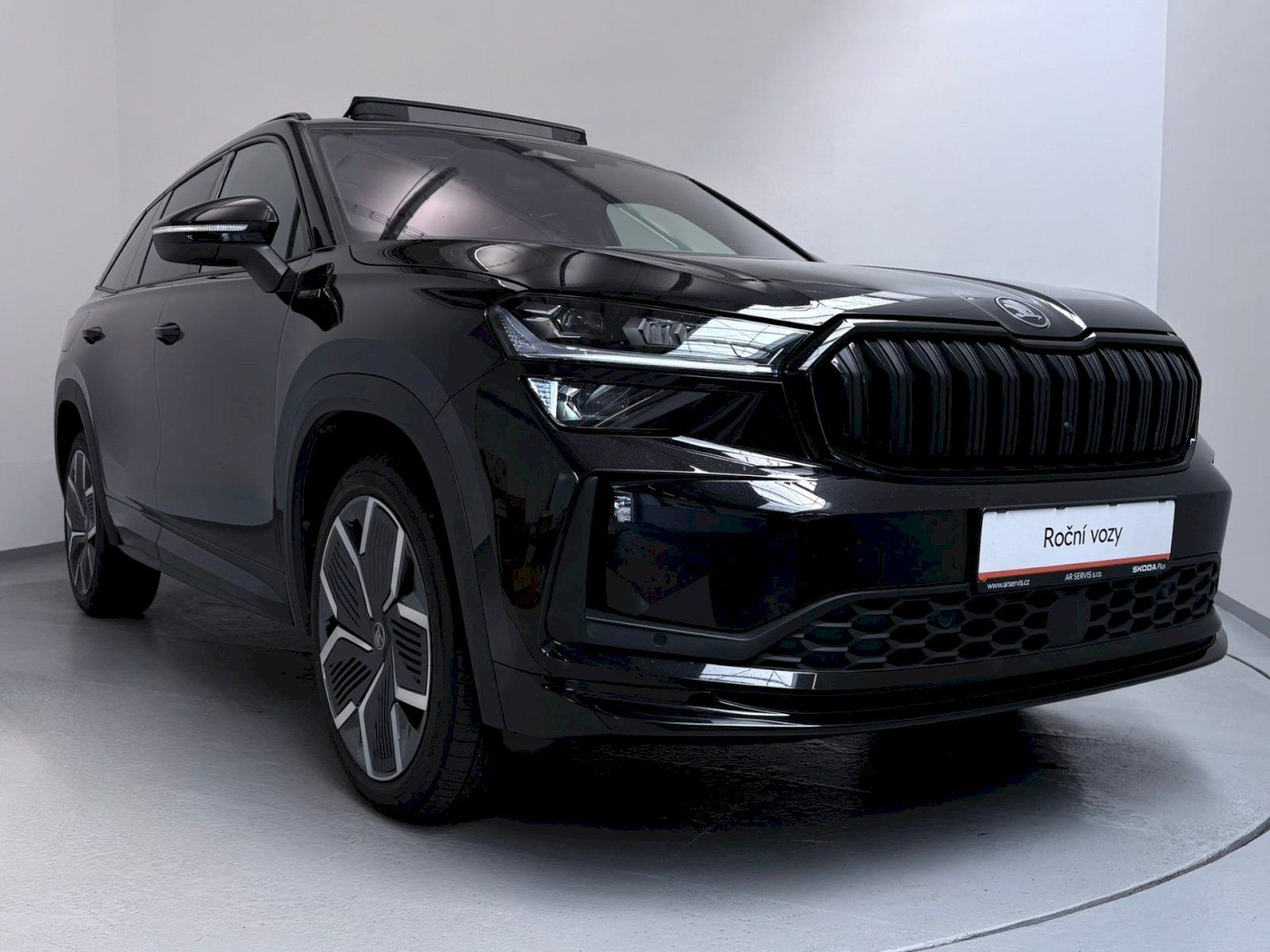 Škoda Kodiaq, Sportline 2.0TDI/142kW 4x4 7DS - fotka 6