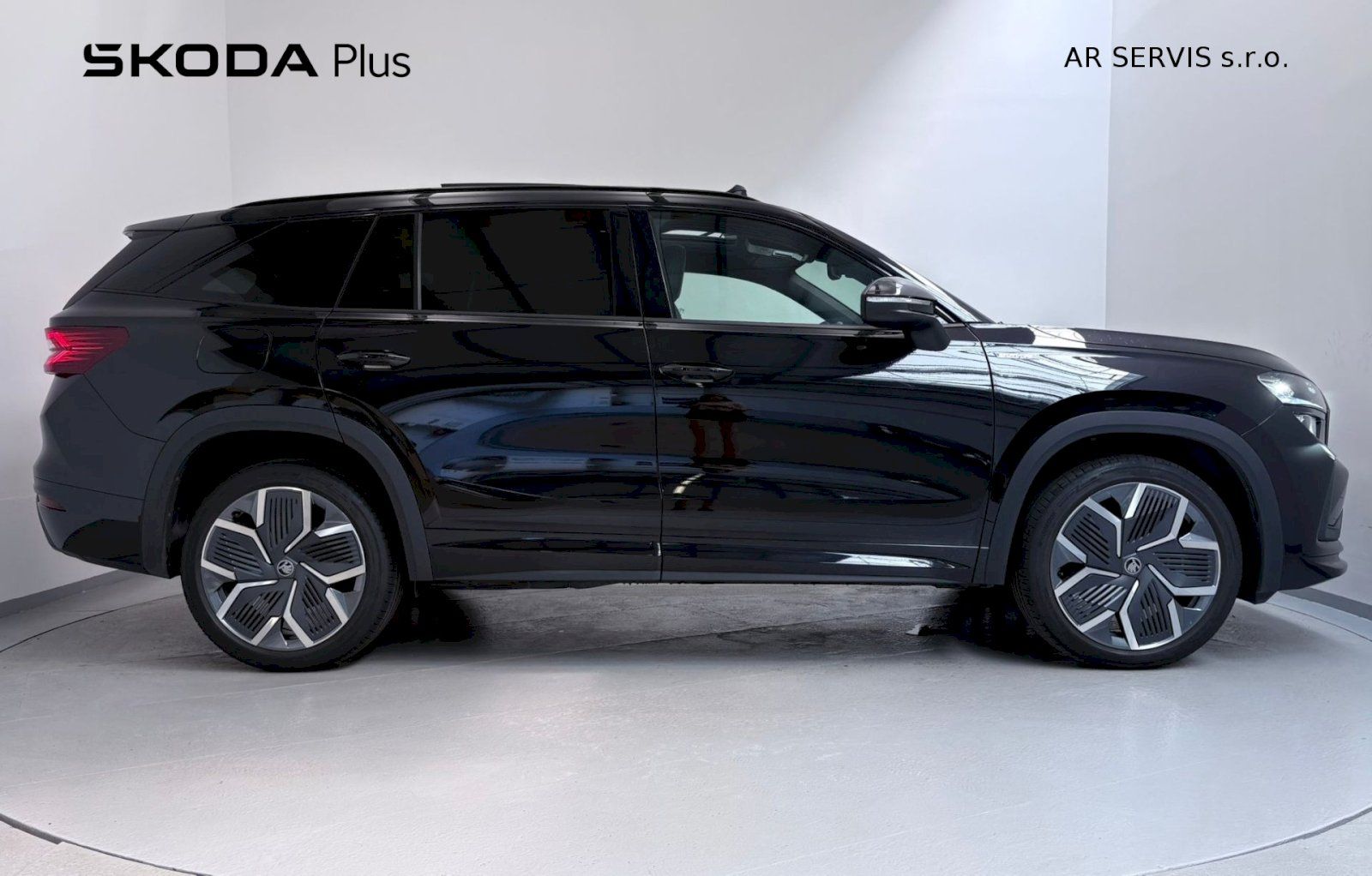 Škoda Kodiaq, Sportline 2.0TDI/142kW 4x4 7DS - fotka 3