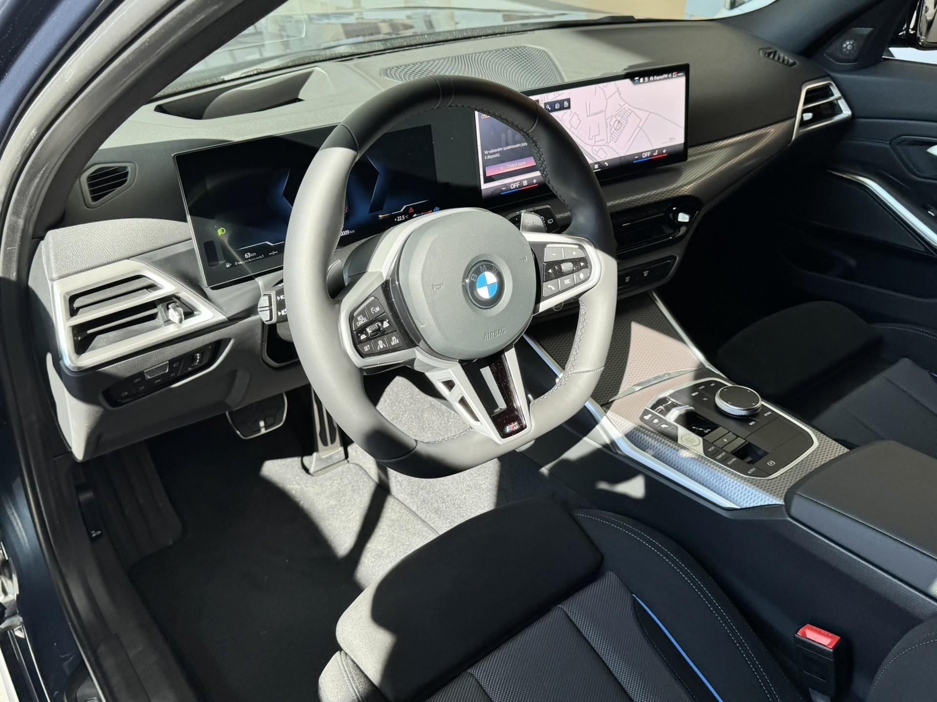 BMW Řada 3, 320d xDrive Touring - fotka 6