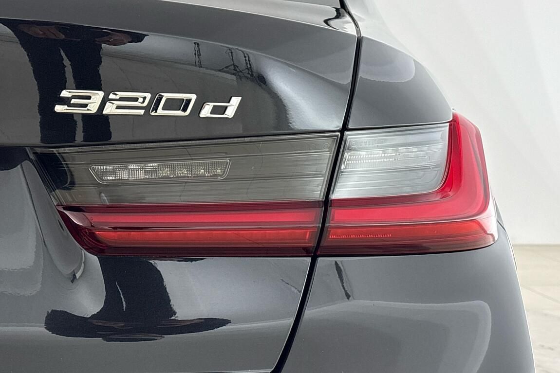 BMW Řada 3, řady 3 | 320d xDrive - fotka 4
