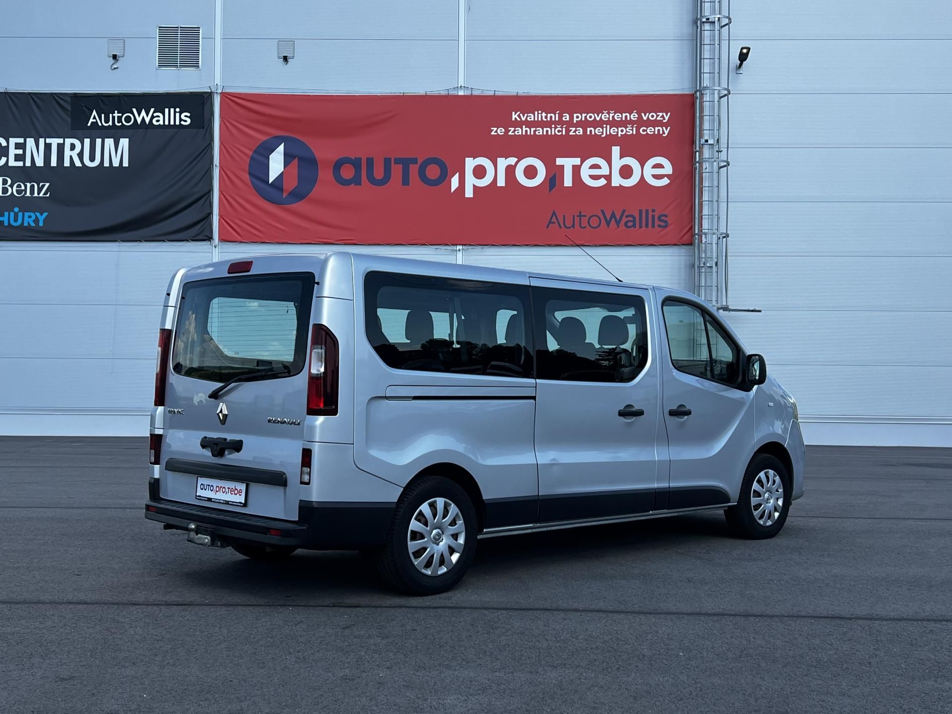 Renault Trafic, 1.6dCi 92kW Passenger TZ 9Míst - fotka 5