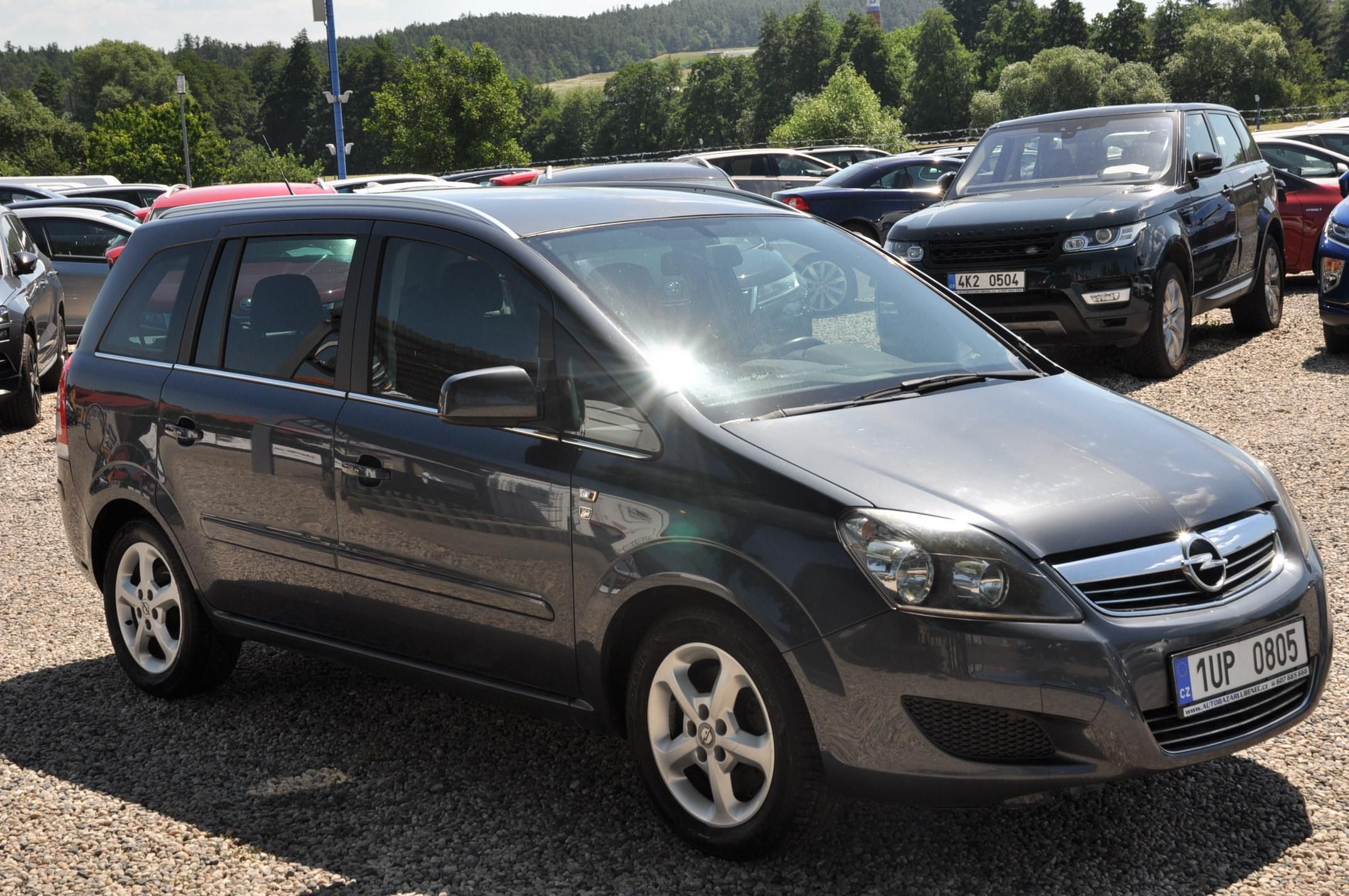 Opel Zafira, 1.7CDTi 81kW 7.míst - fotka 2