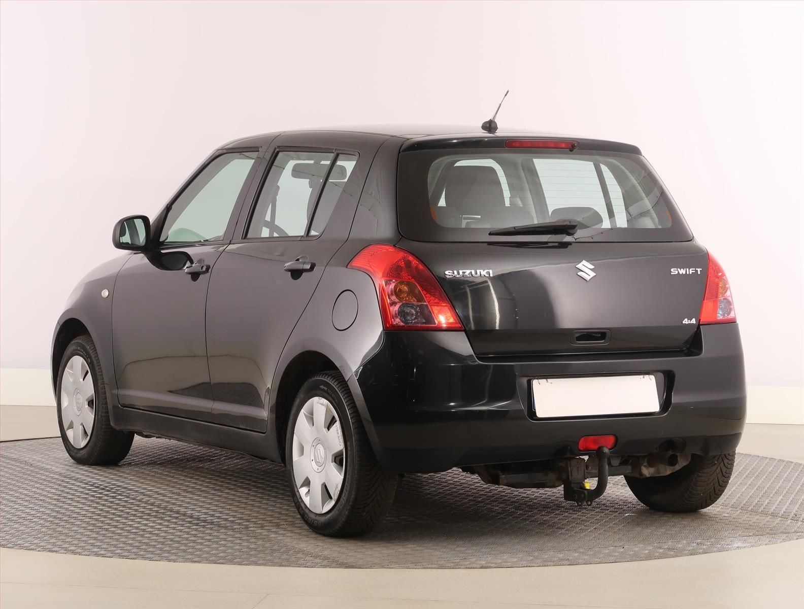 Suzuki Swift, 1.3 i, 4X4, po STK, Tažné - fotka 4