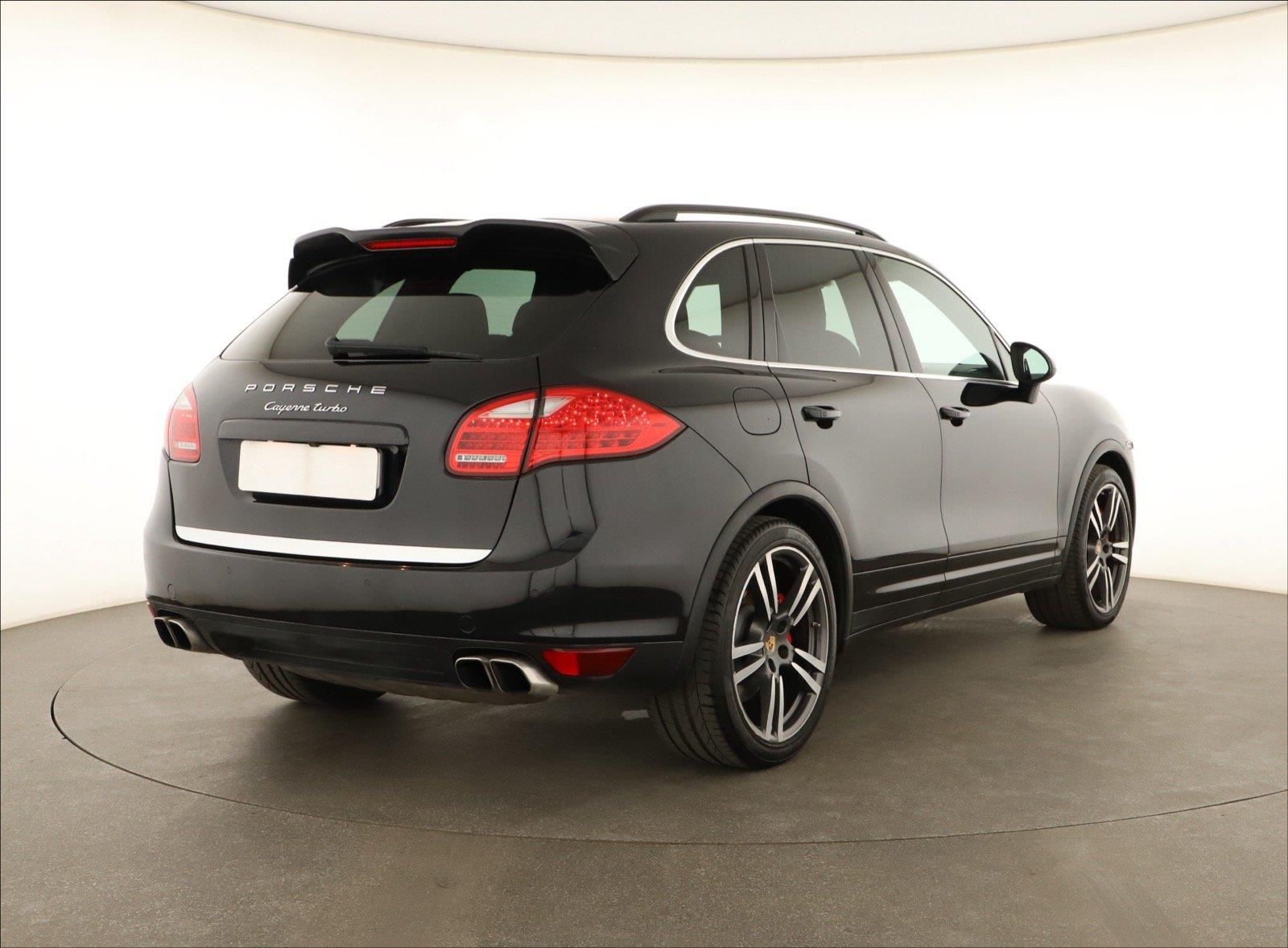 Porsche Cayenne, Turbo, 4X4, Automat, ČR,1.maj - fotka 5
