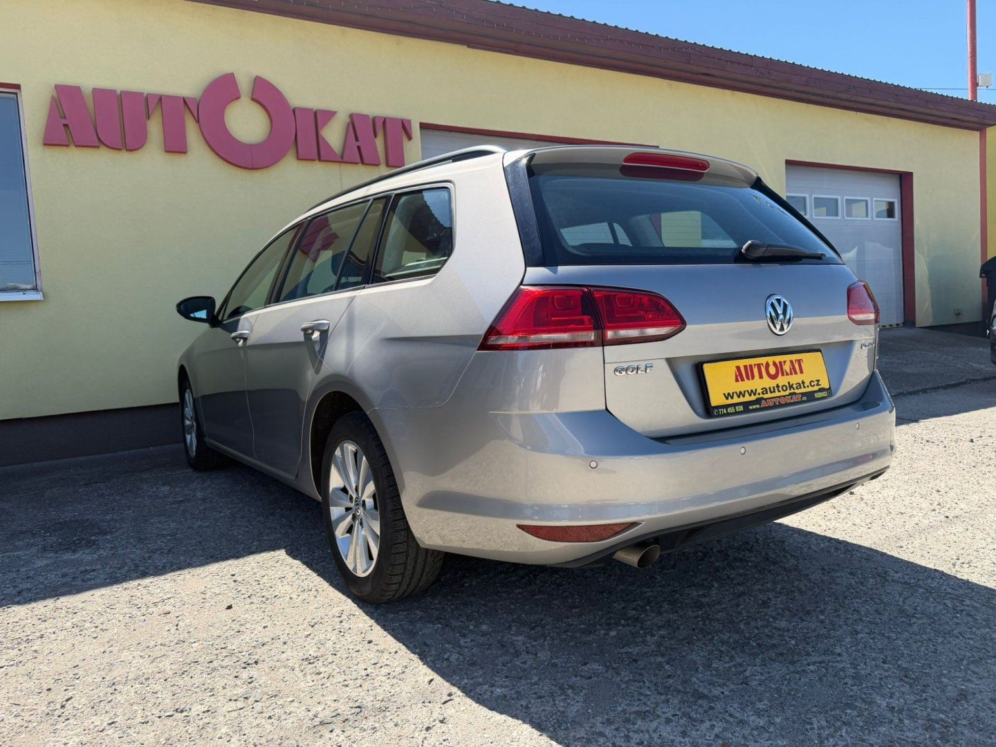 Volkswagen Golf, 1.6 TDi 81kW/1MAJ/Tempomat - fotka 5