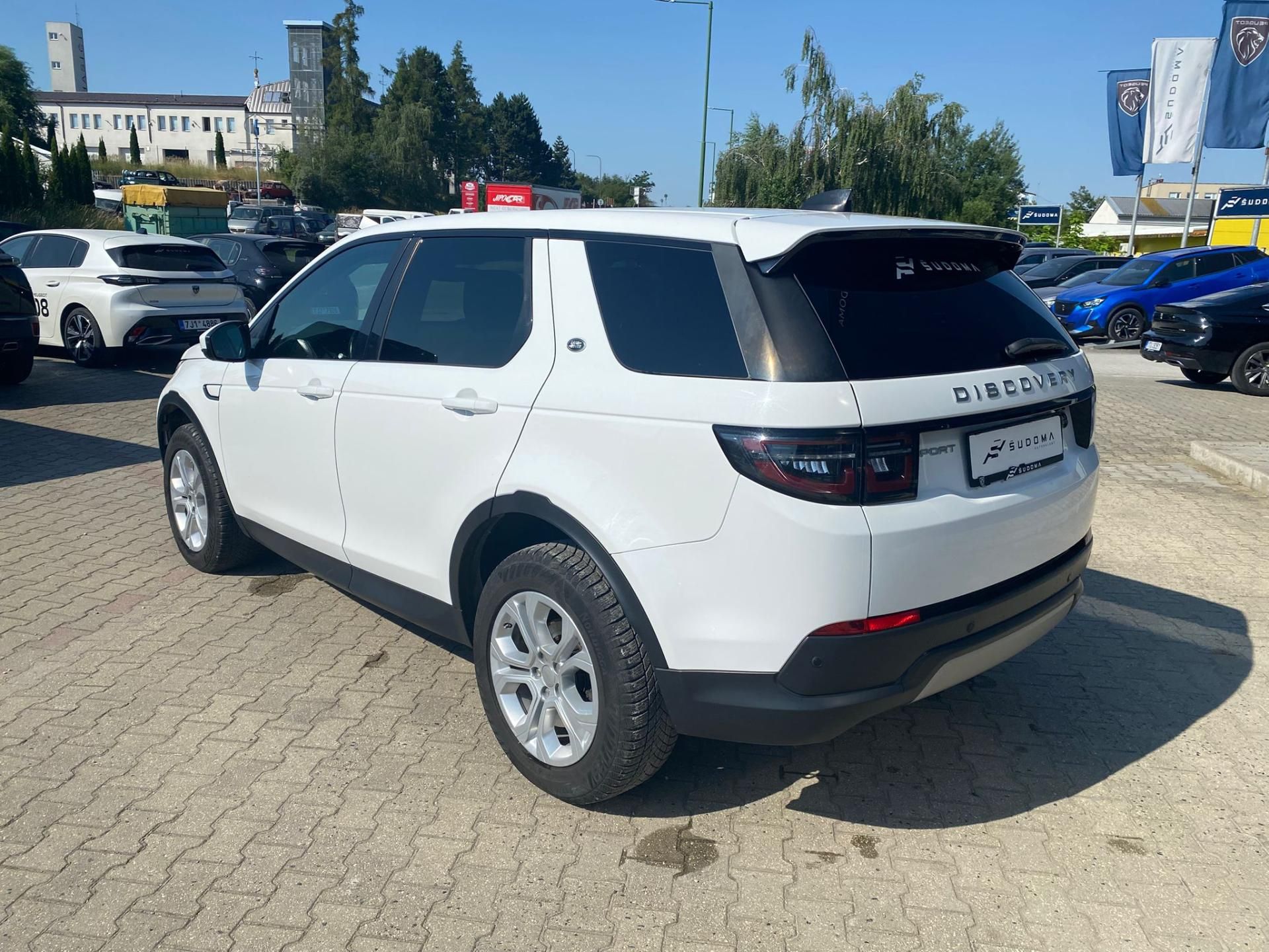 Land Rover Discovery Sport, 2.0 D180 4X4 AUT - fotka 5
