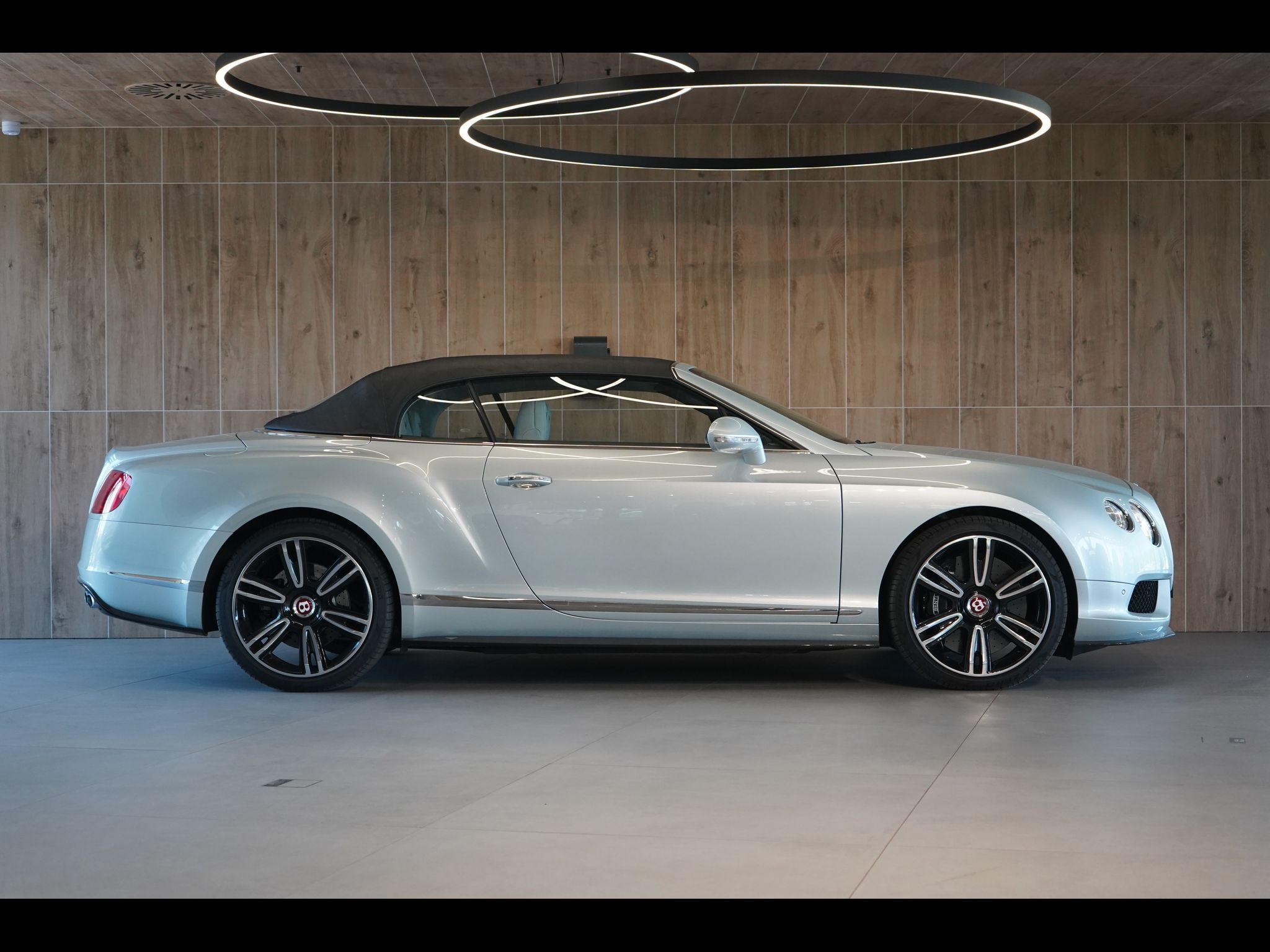 Bentley Continental GTC, Mulliner, Masáže, Ventilace - fotka 6