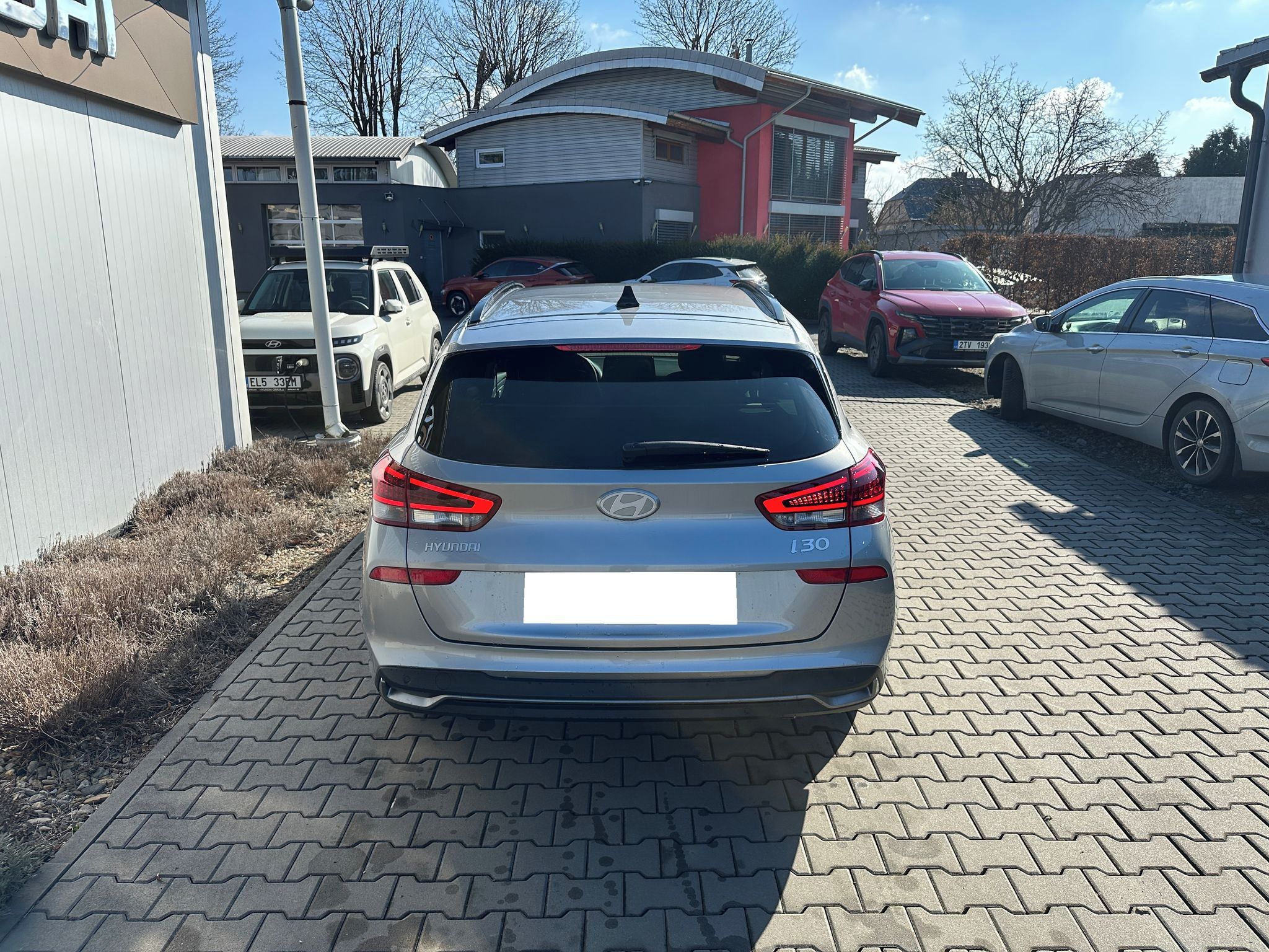 Hyundai i30, 1,6 T-GDI DCT SMART - fotka 6