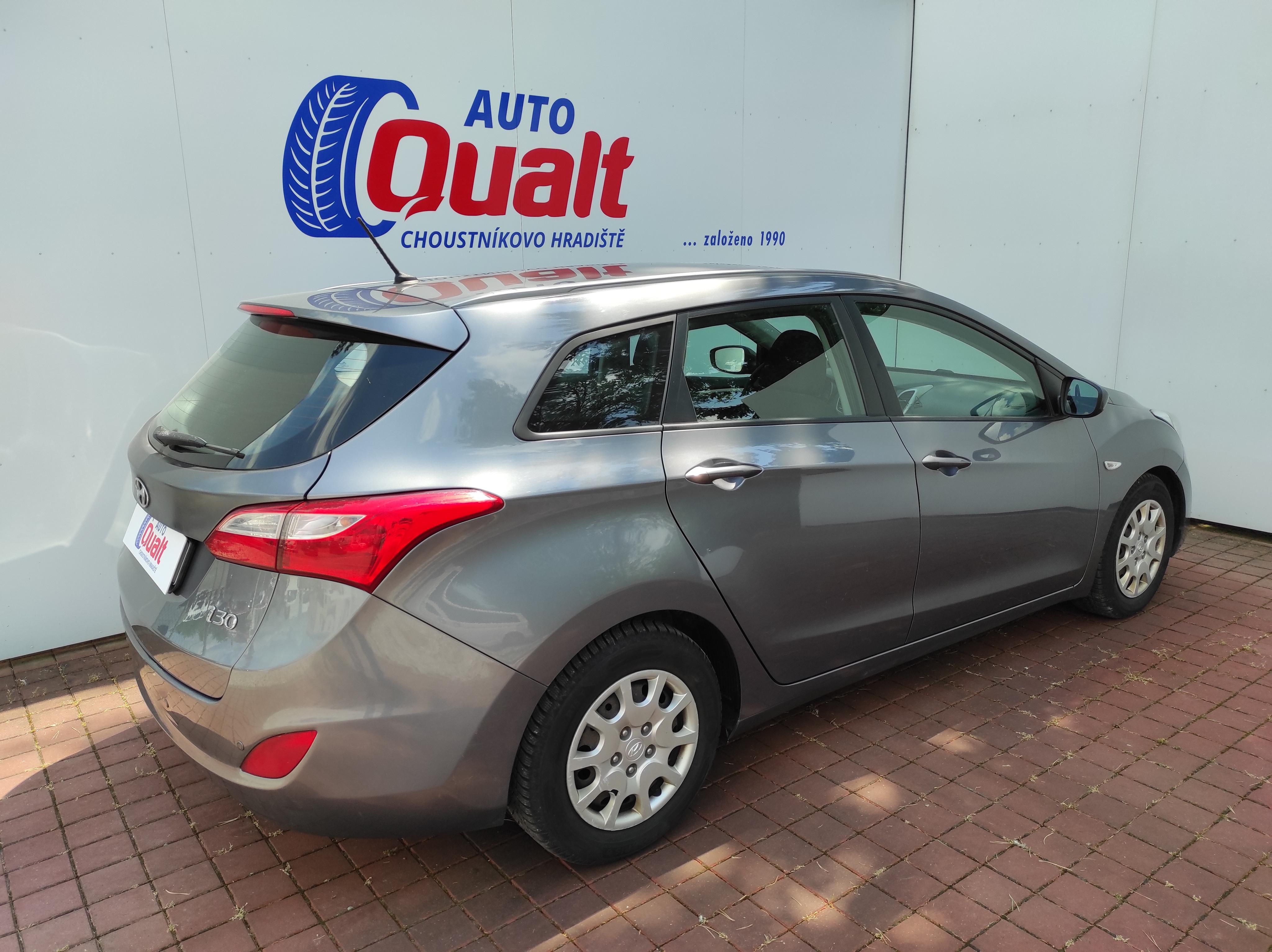 Hyundai i30, Kombi 1.6 CRDi ČR,SERVISKA,1.M - fotka 3