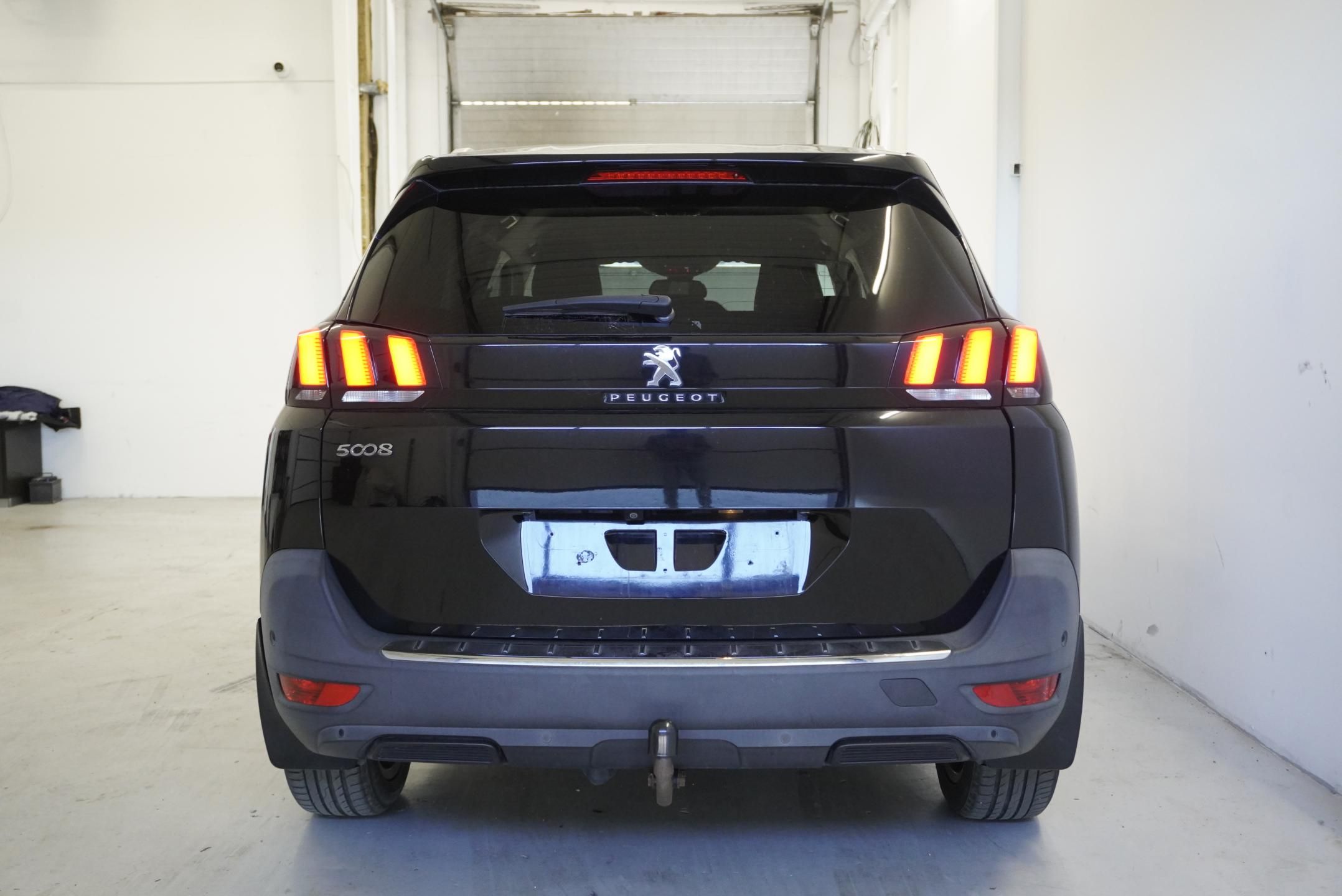 Peugeot 5008, 5008  1,2I 96 kW ALLURE 7 MÍST - fotka 6