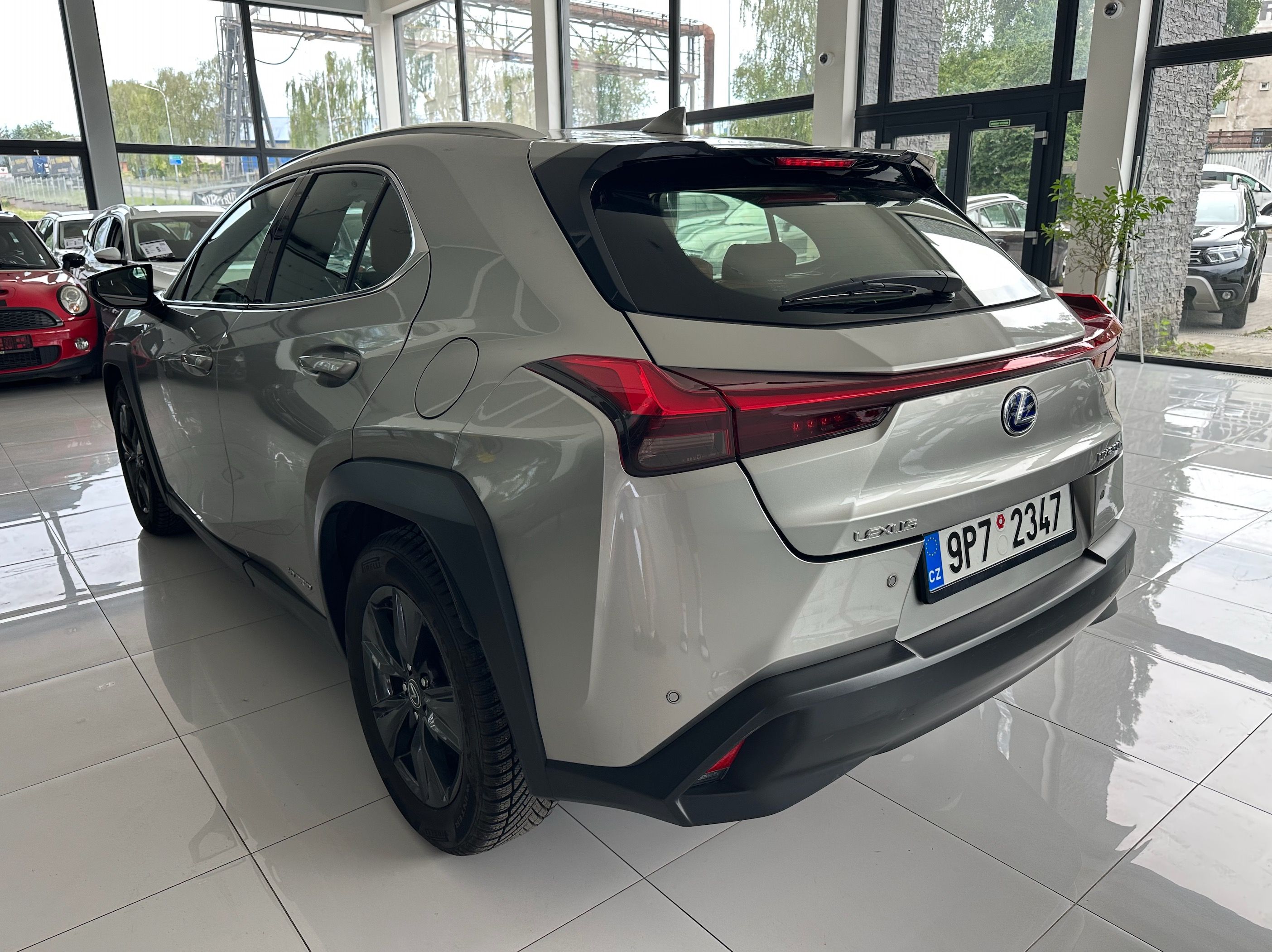 Lexus UX 250h, UX250H HYBRID - fotka 2
