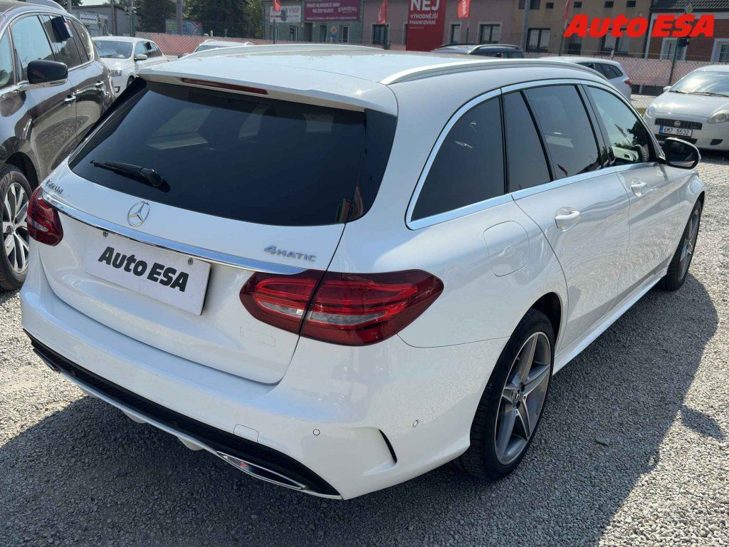 Mercedes-Benz Třídy C, 2.2D C250 4matic,ČR,AT - fotka 4