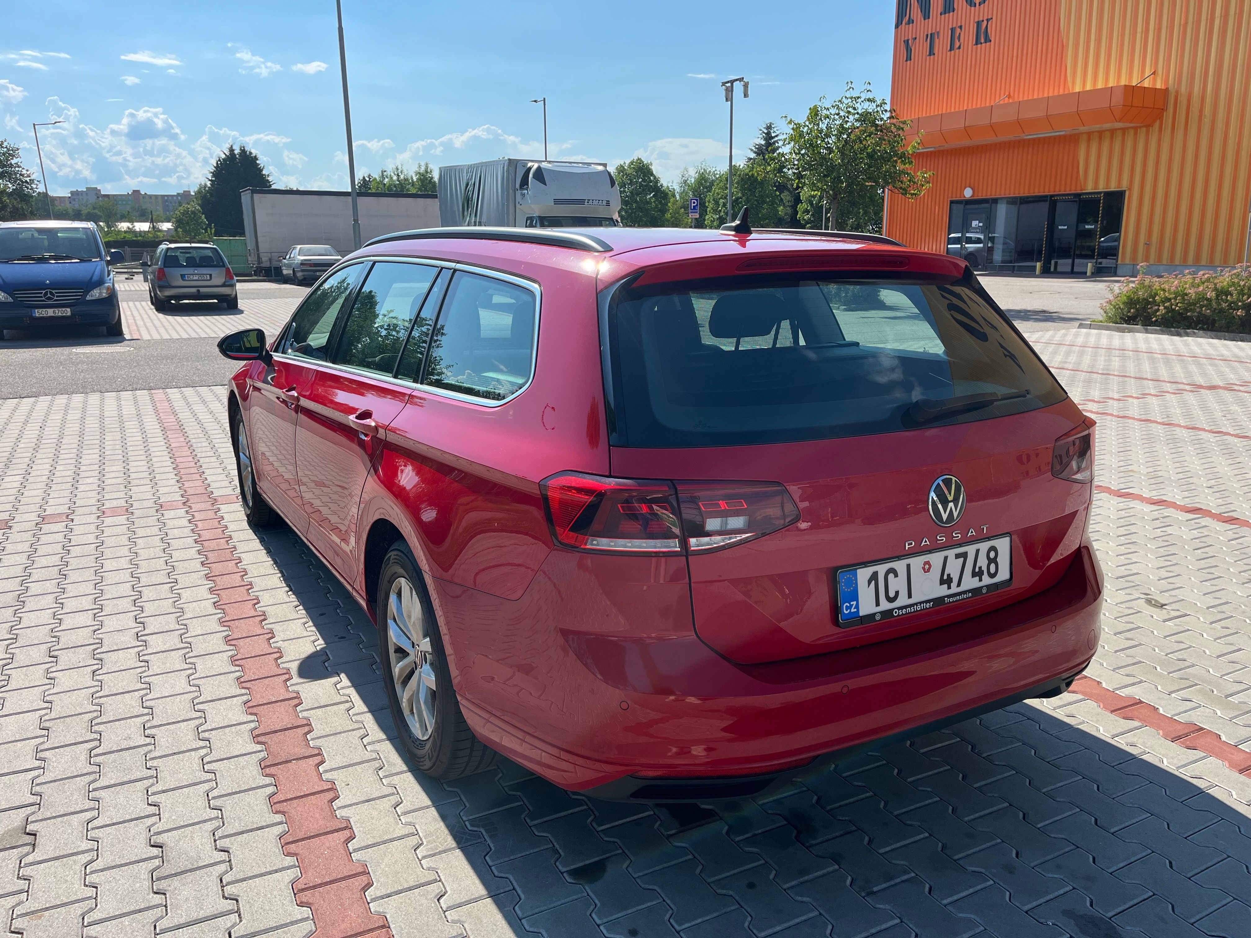 Volkswagen Passat, 2.0 TDI, Automat, LED, Virtual - fotka 4