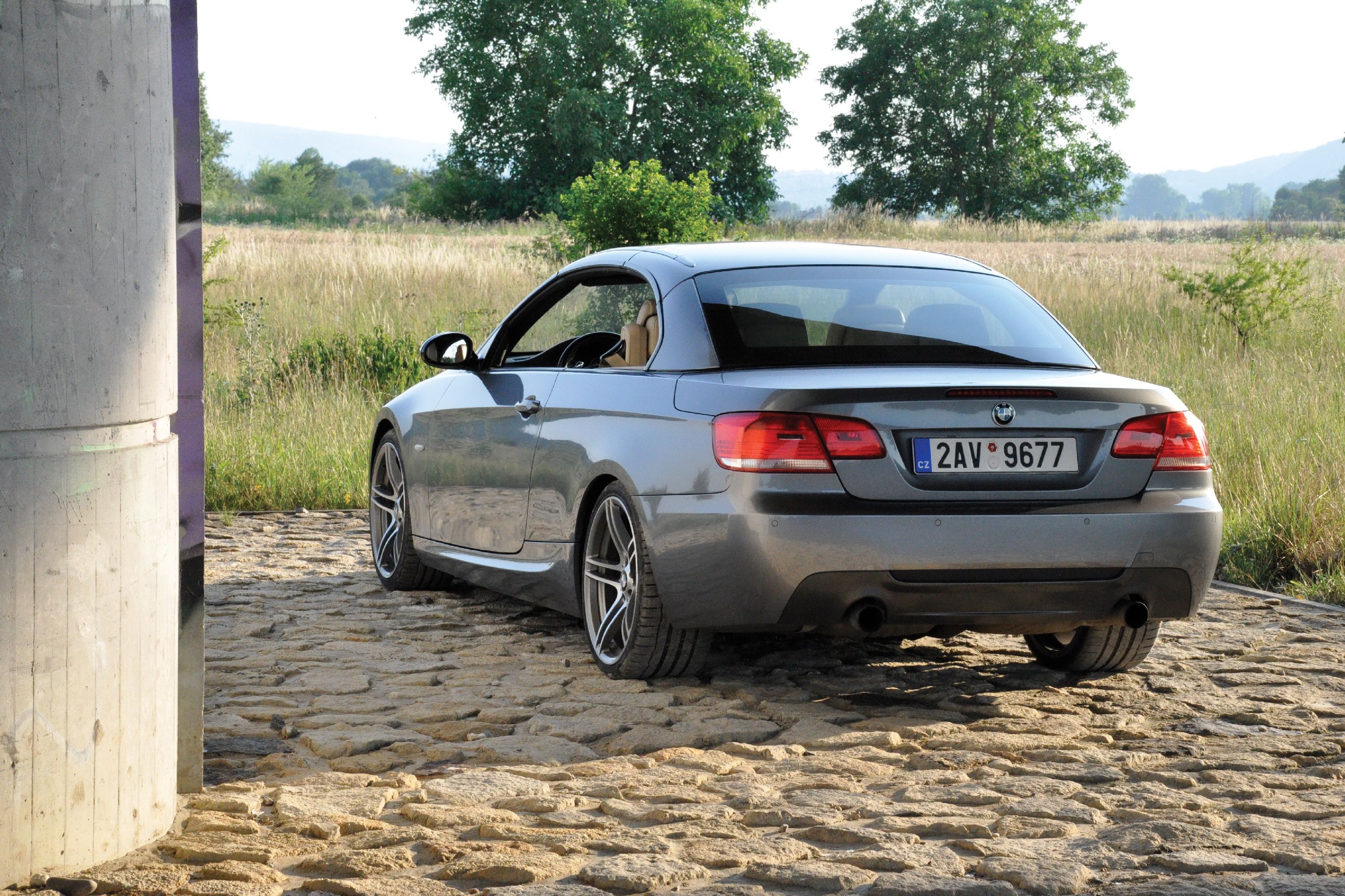 BMW Řada 3, BMW 335i E93 | DCT | M Paket - fotka 6