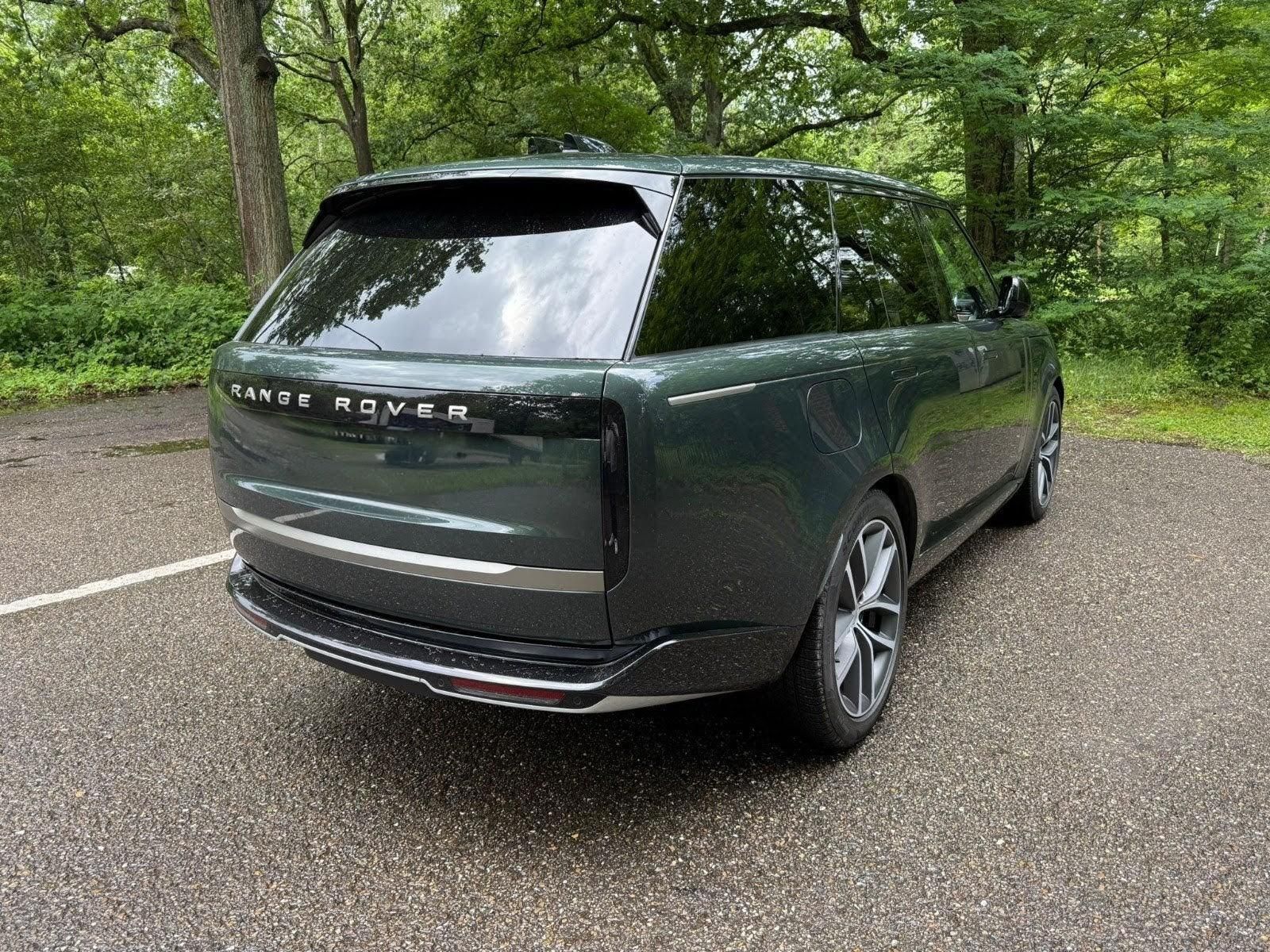 Land Rover Range Rover, P460e HSE Masáž Pano R22 - fotka 3