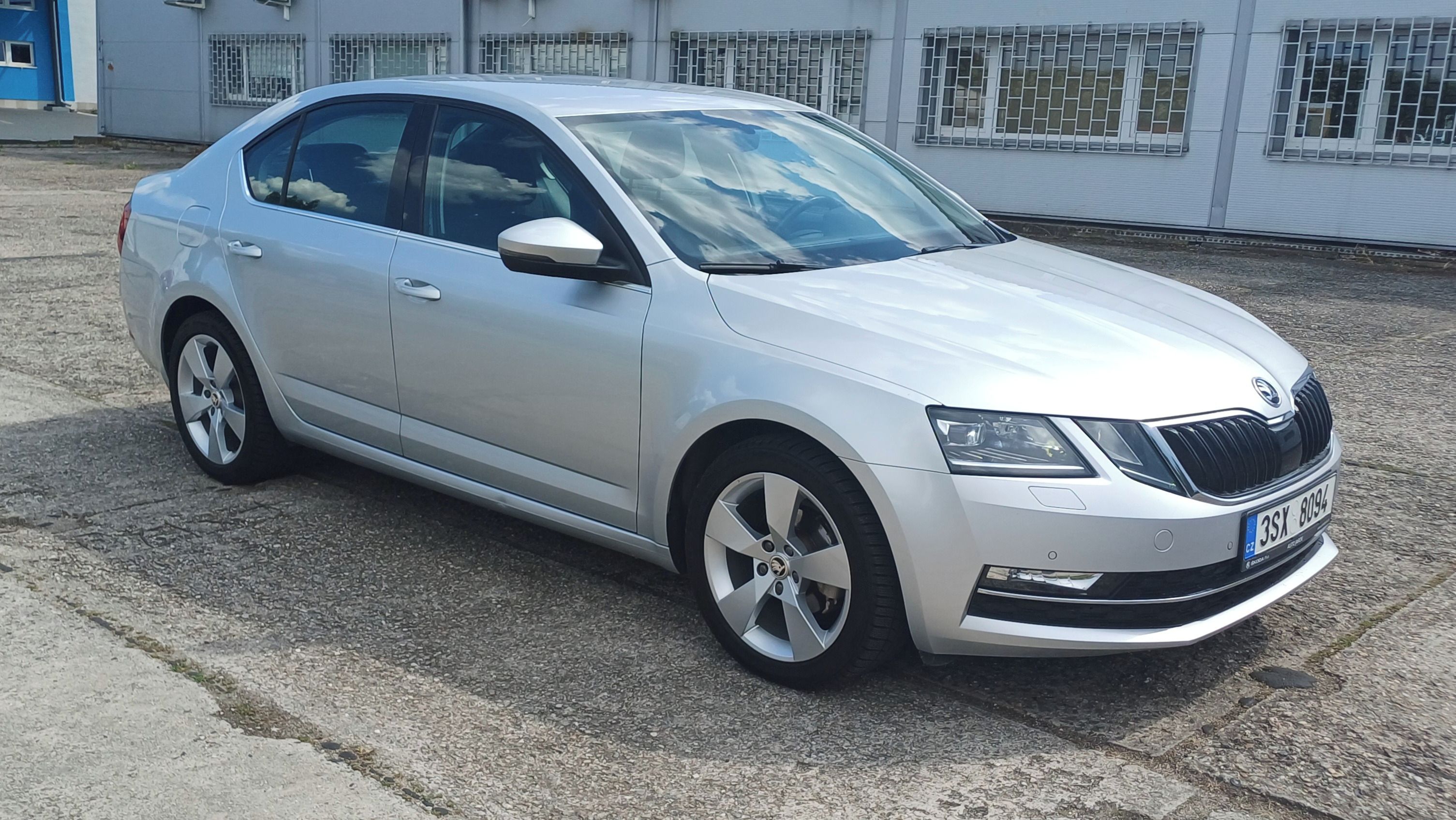 Škoda Octavia, 2017 fl, 1.6 tdi 85kw style,TZ - fotka 4