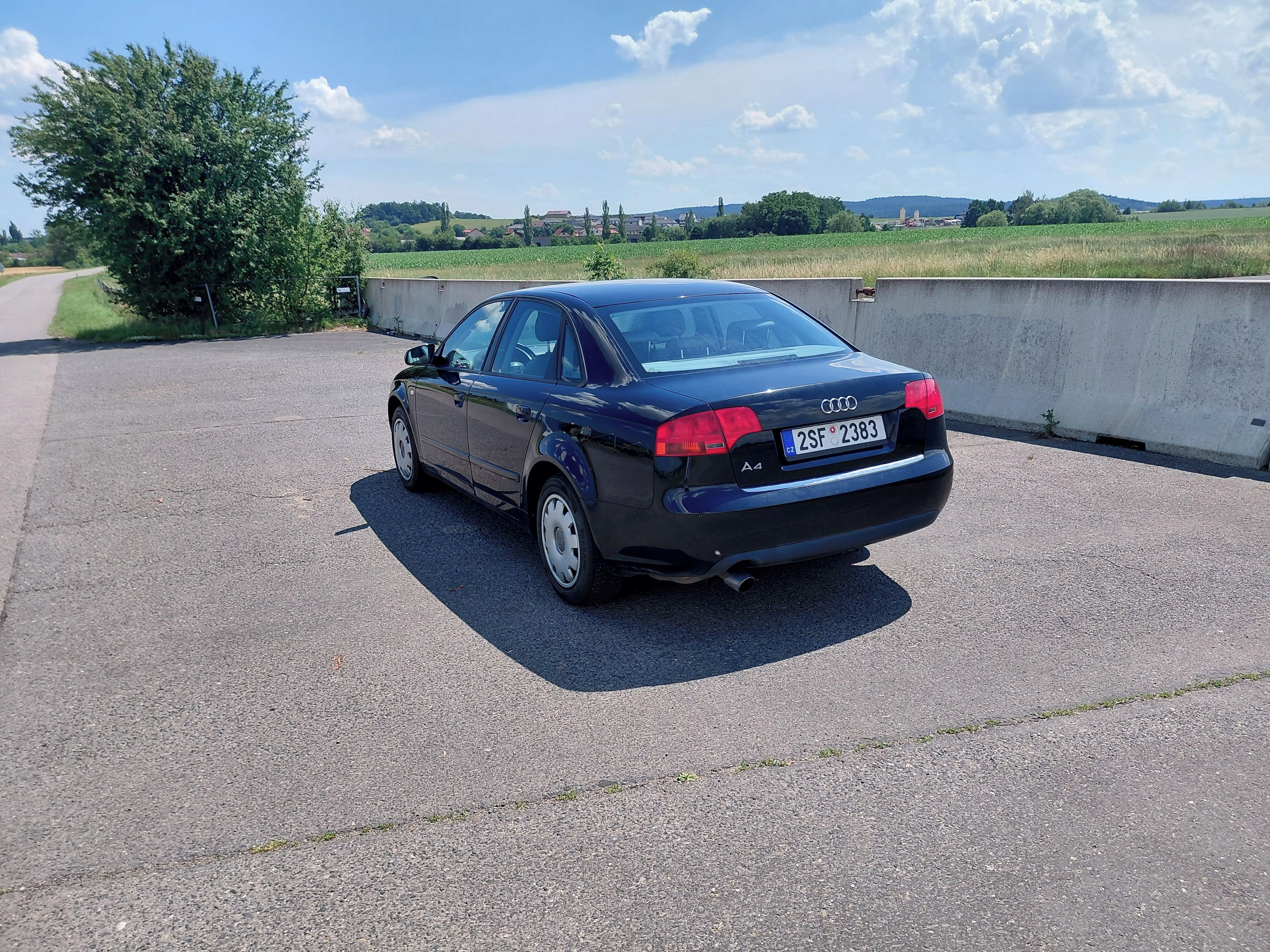 Audi A4, 1.6, nová STK, nové pneu - fotka 3