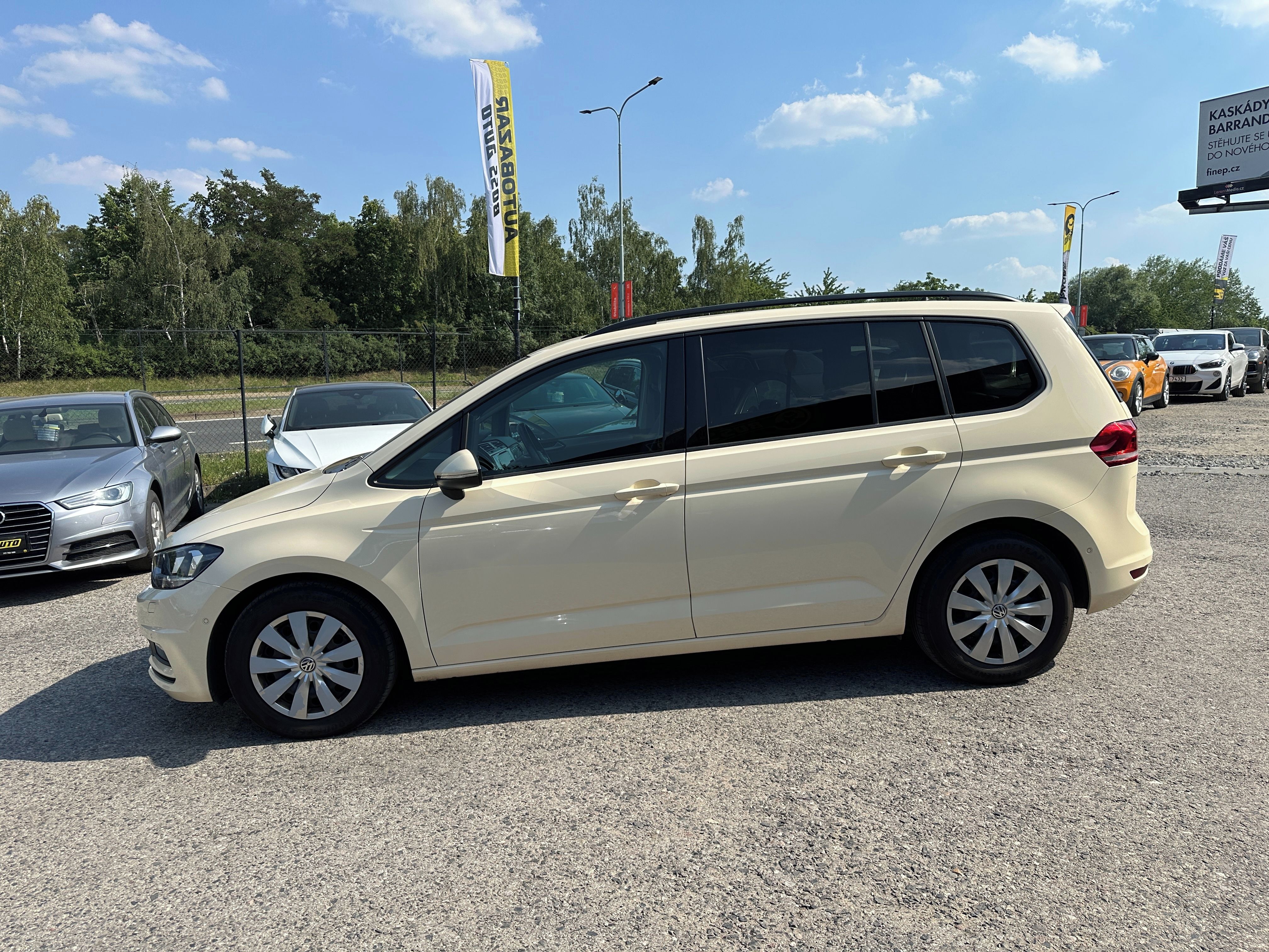 Volkswagen Touran, Volkswagen Touran 2020 - fotka 5