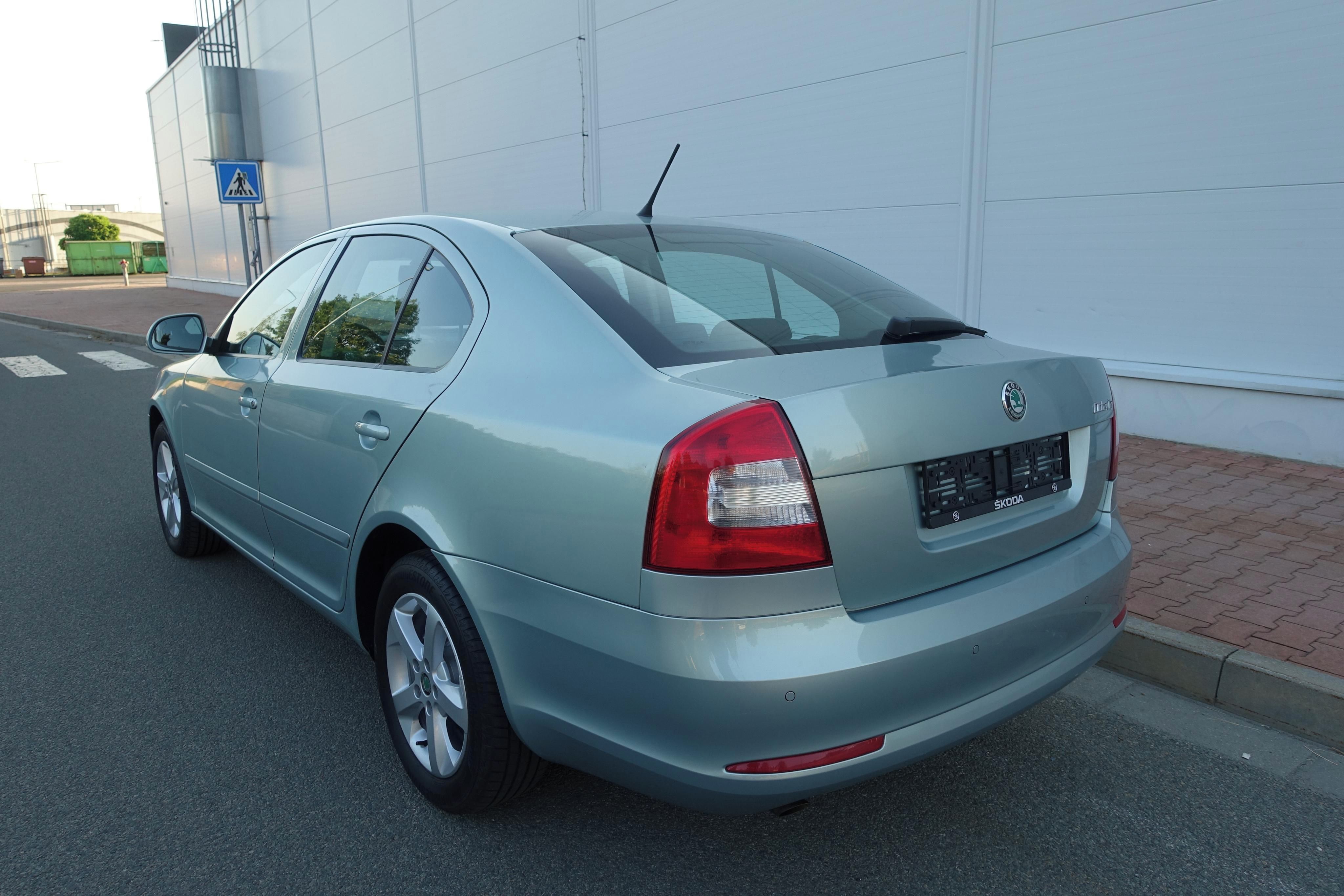 Škoda Octavia, 1.2 TSi garáž,výjmečný stav ! - fotka 3