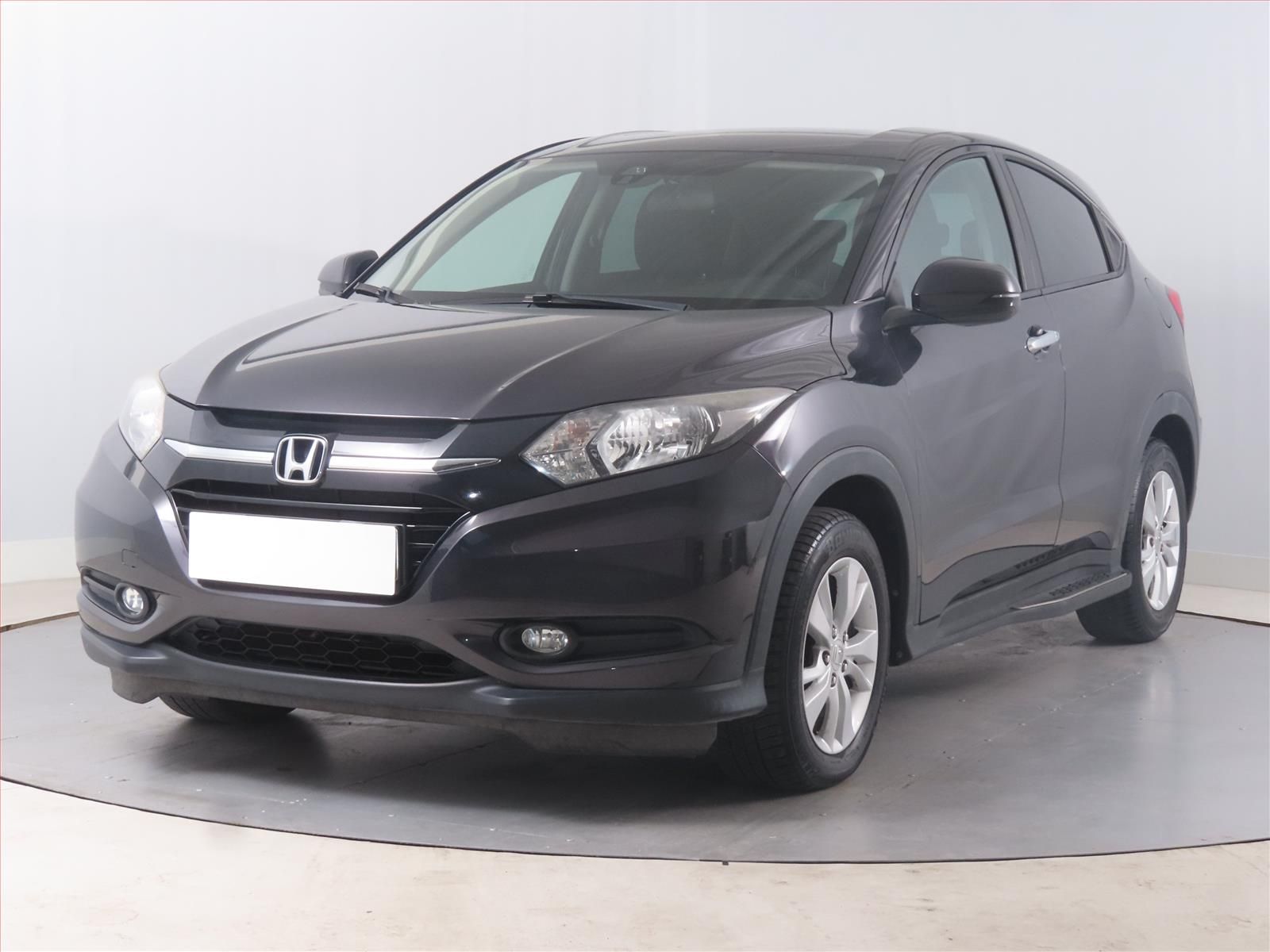 Honda HR-V, 1.5 i-VTEC, Automatická klima - fotka 2