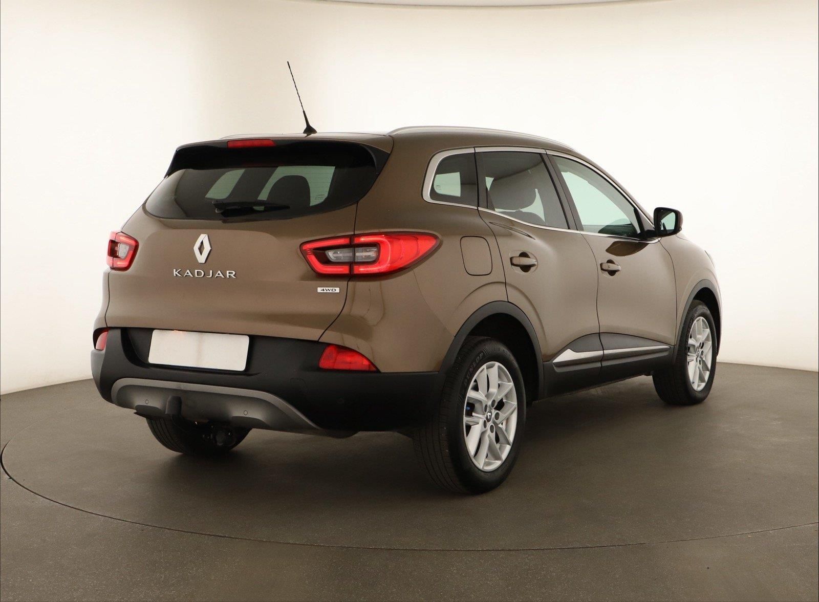 Renault Kadjar, 1.6 dCi, 4X4, Serv.kniha - fotka 5